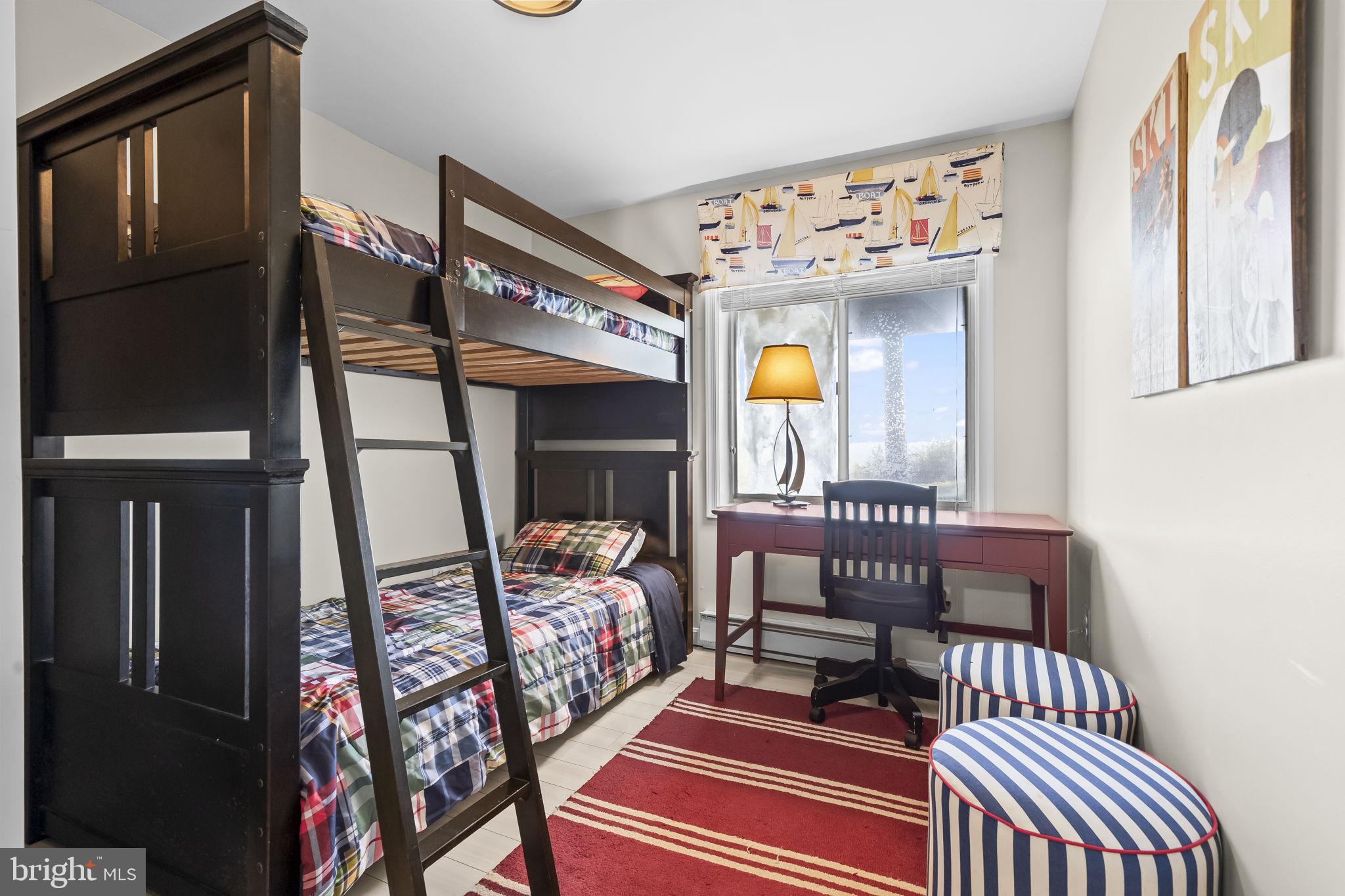 SCIENTISTS CLIFFS - Residential