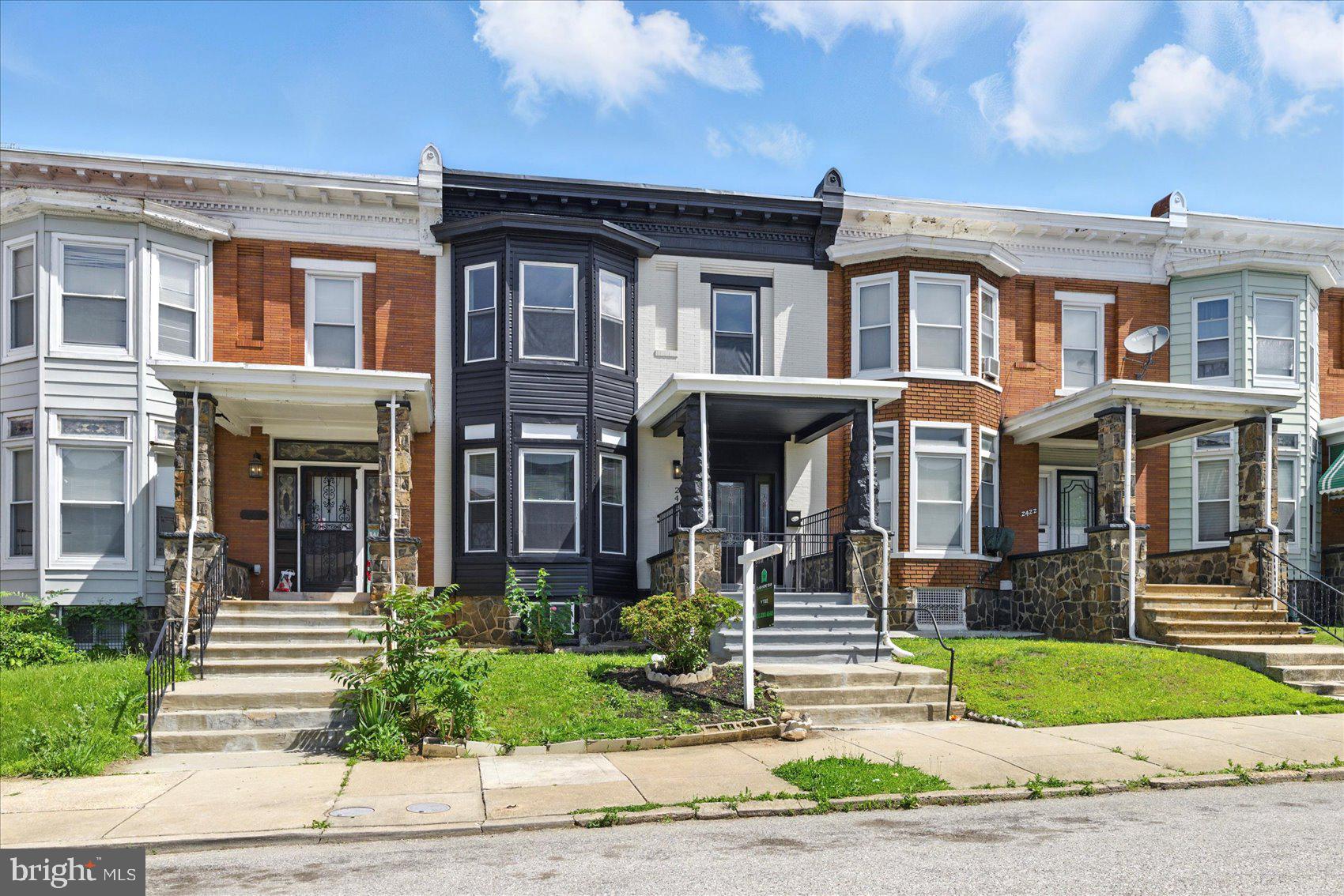 EVERGREEN LAWN - Residential