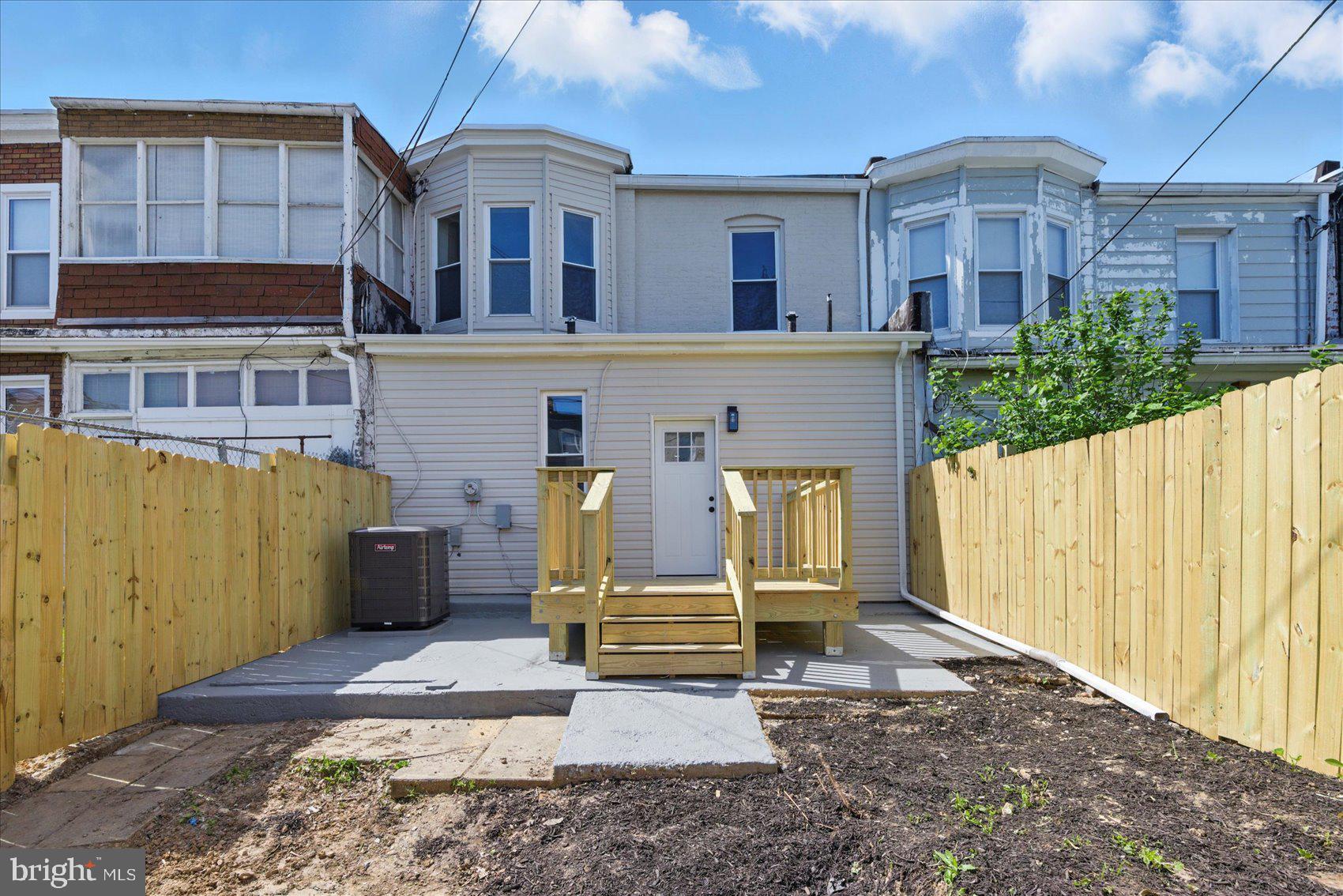 EVERGREEN LAWN - Residential