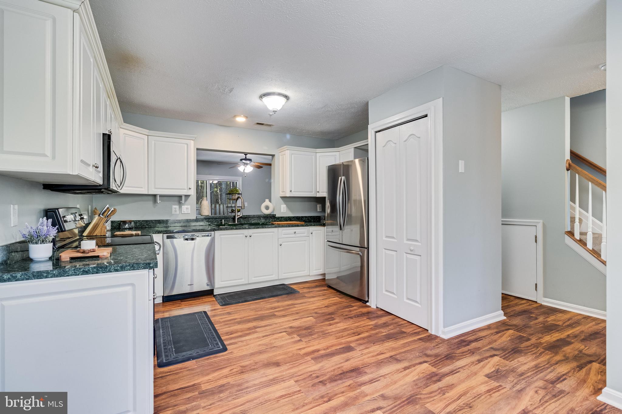 PICKETTS HARBOR - Residential