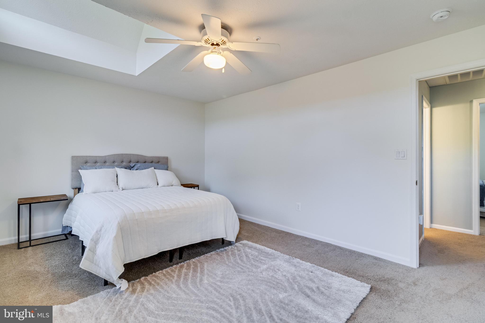 PICKETTS HARBOR - Residential