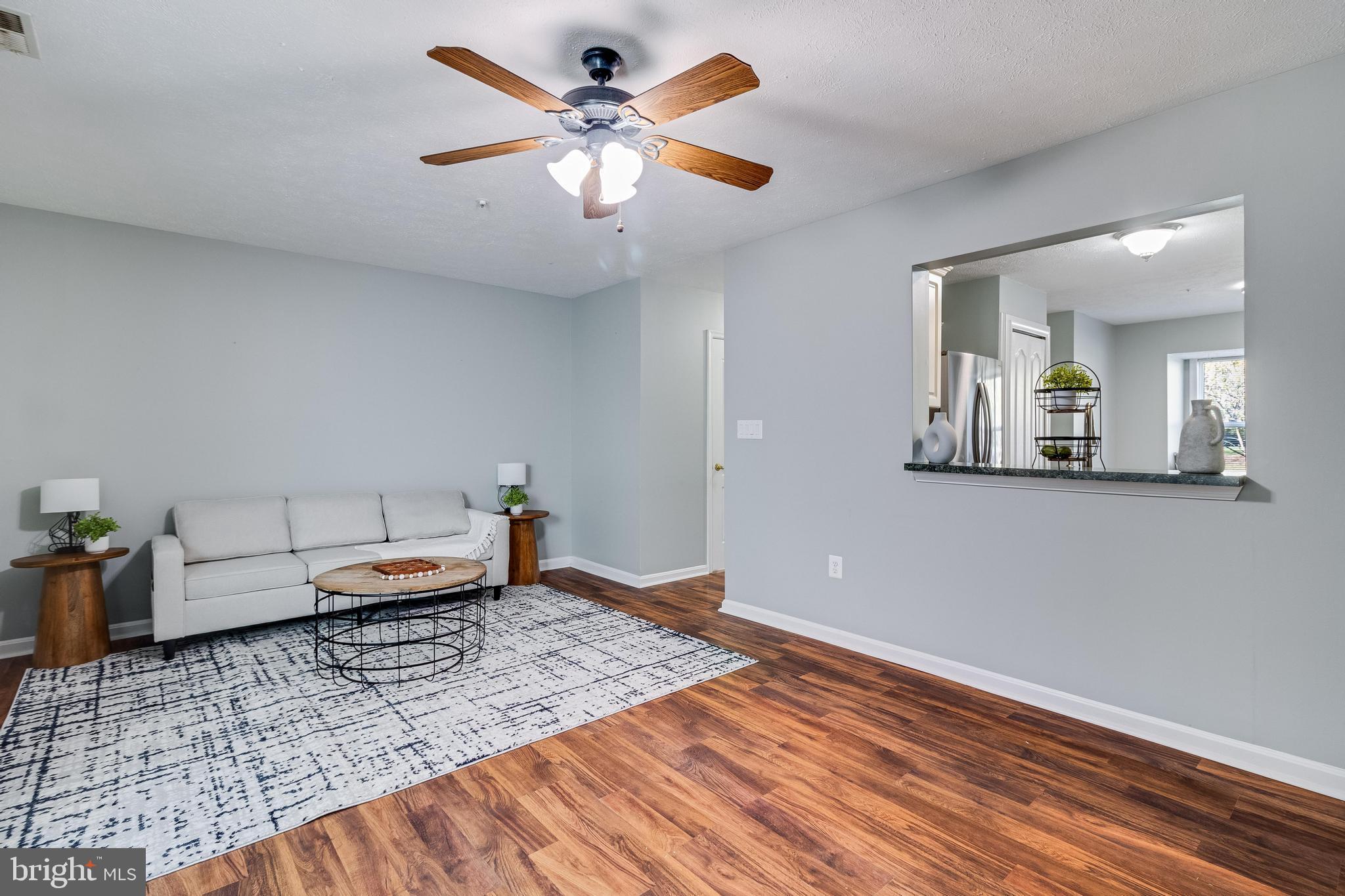 PICKETTS HARBOR - Residential