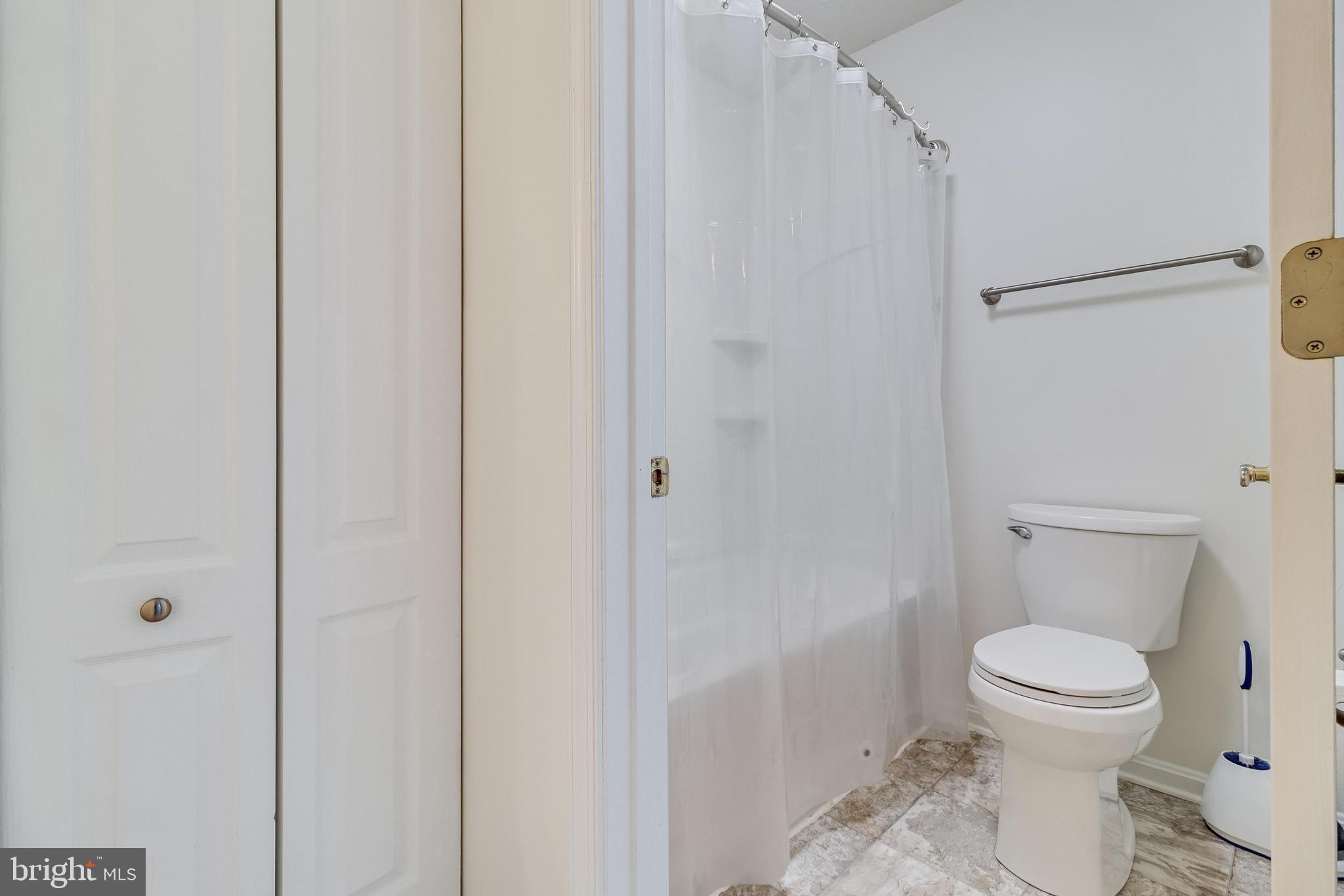 PICKETTS HARBOR - Residential