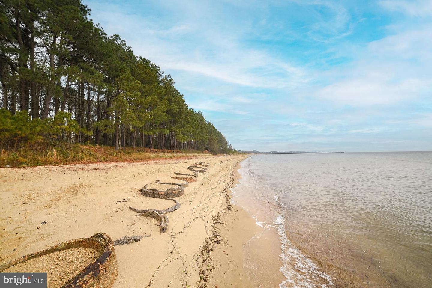 PICKETTS HARBOR - Residential