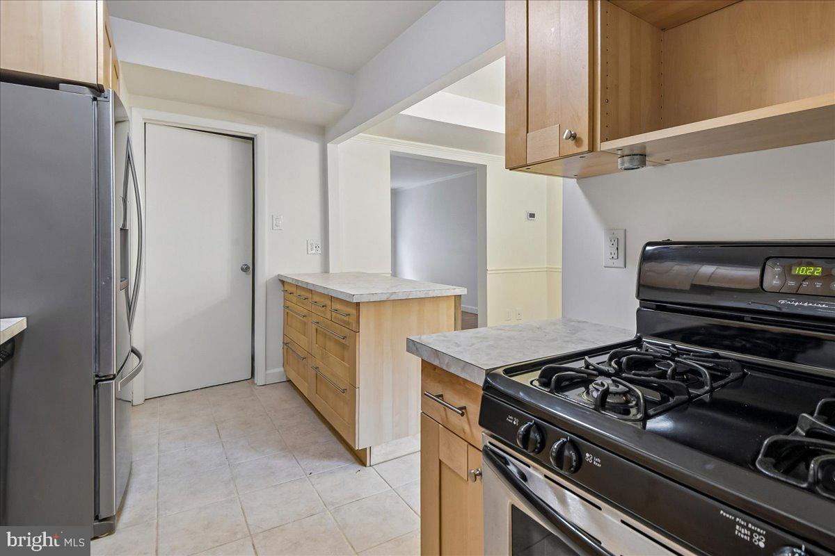 28 MELKEN COURT 7G