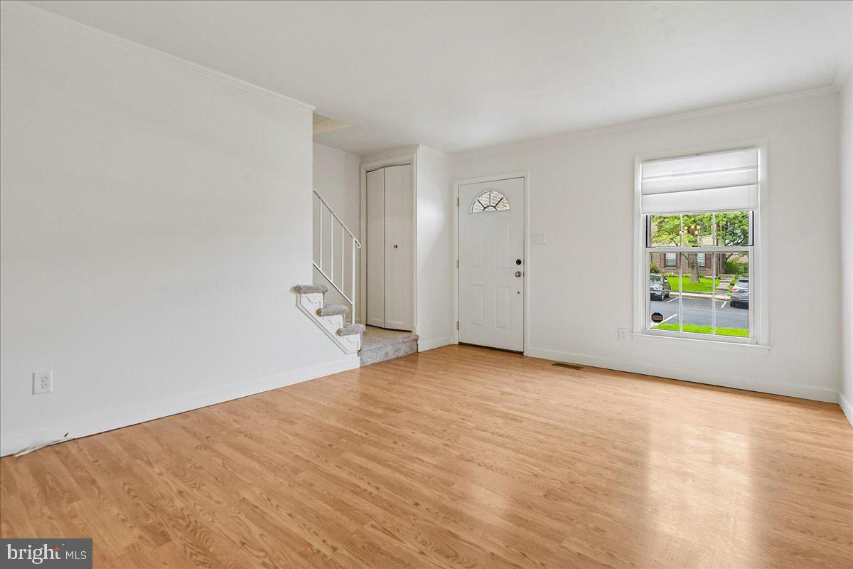 28 MELKEN COURT 7G