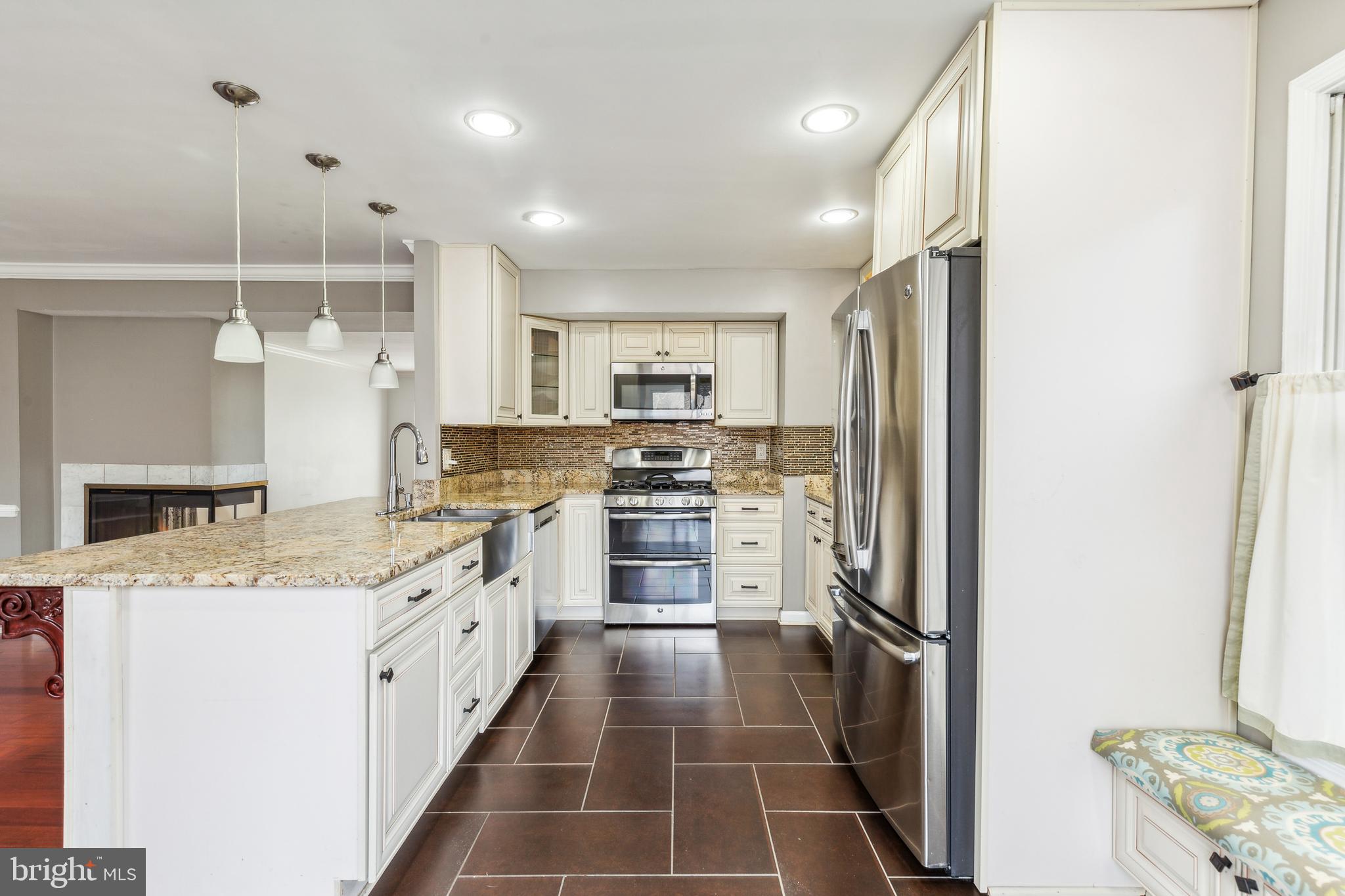 WESTRIDGE - Residential Lease