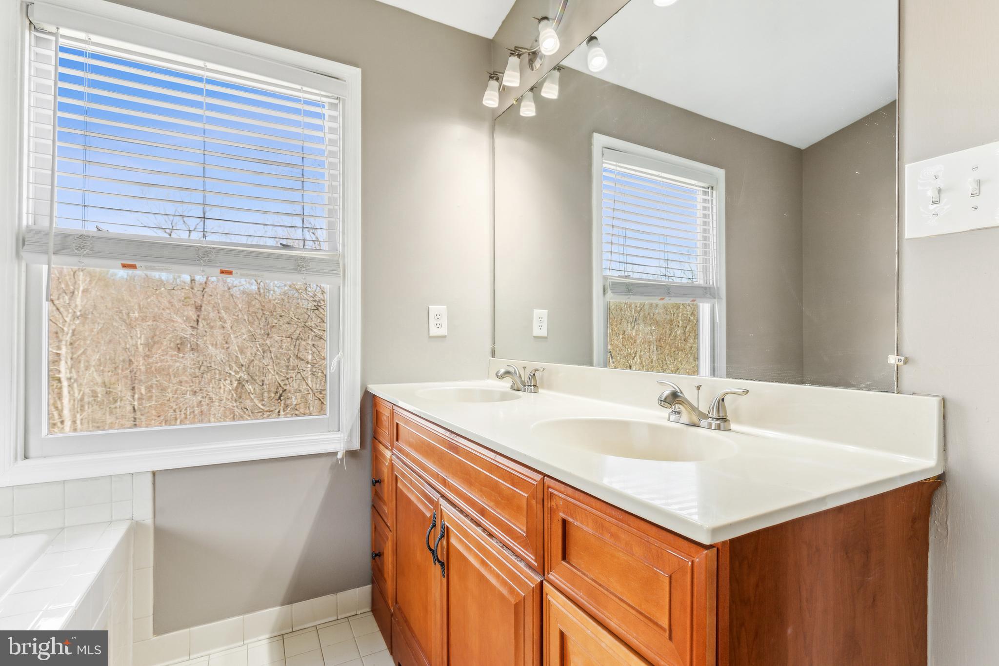 WESTRIDGE - Residential Lease