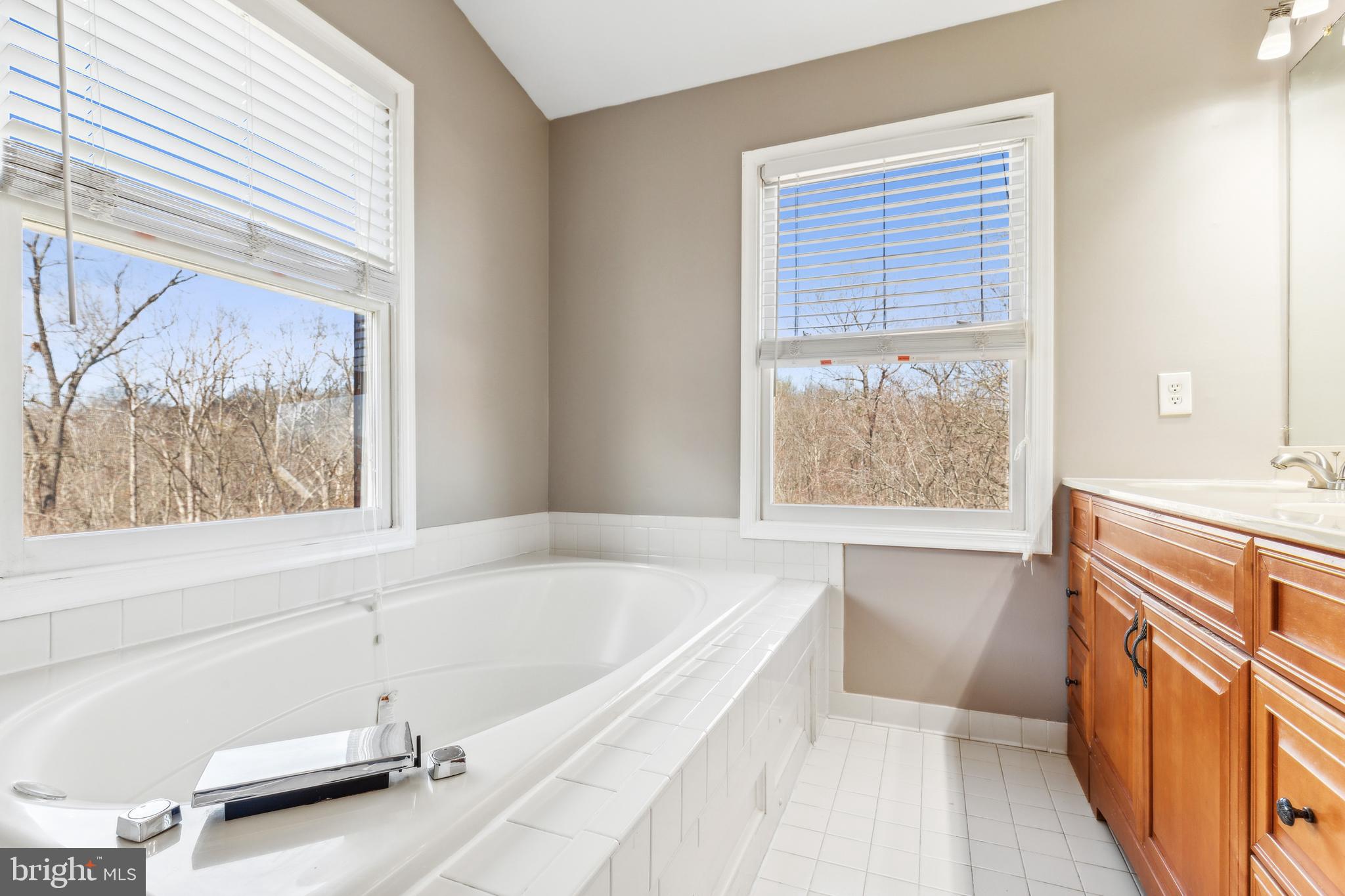 WESTRIDGE - Residential Lease