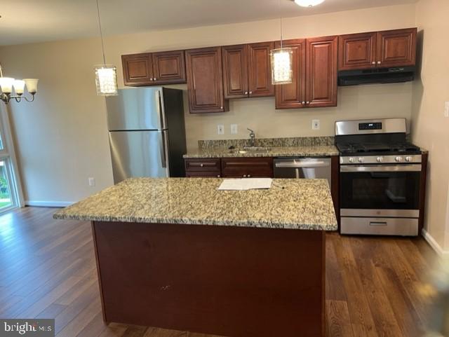 HOLLY HILL CONDOMINIUMS - Residential Lease