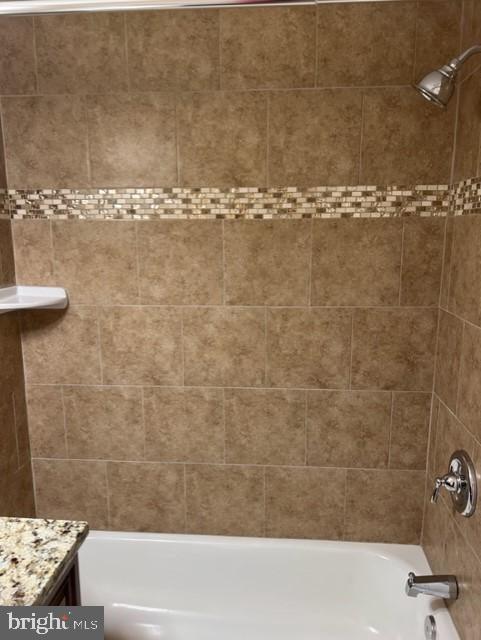 HOLLY HILL CONDOMINIUMS - Residential Lease