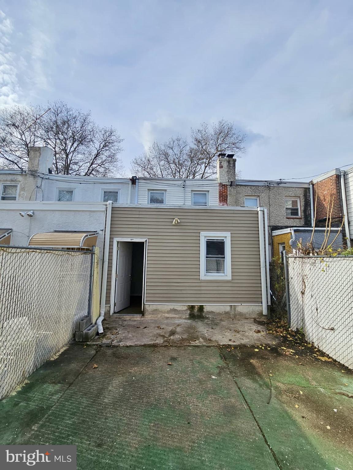 OVERBROOK - Residential