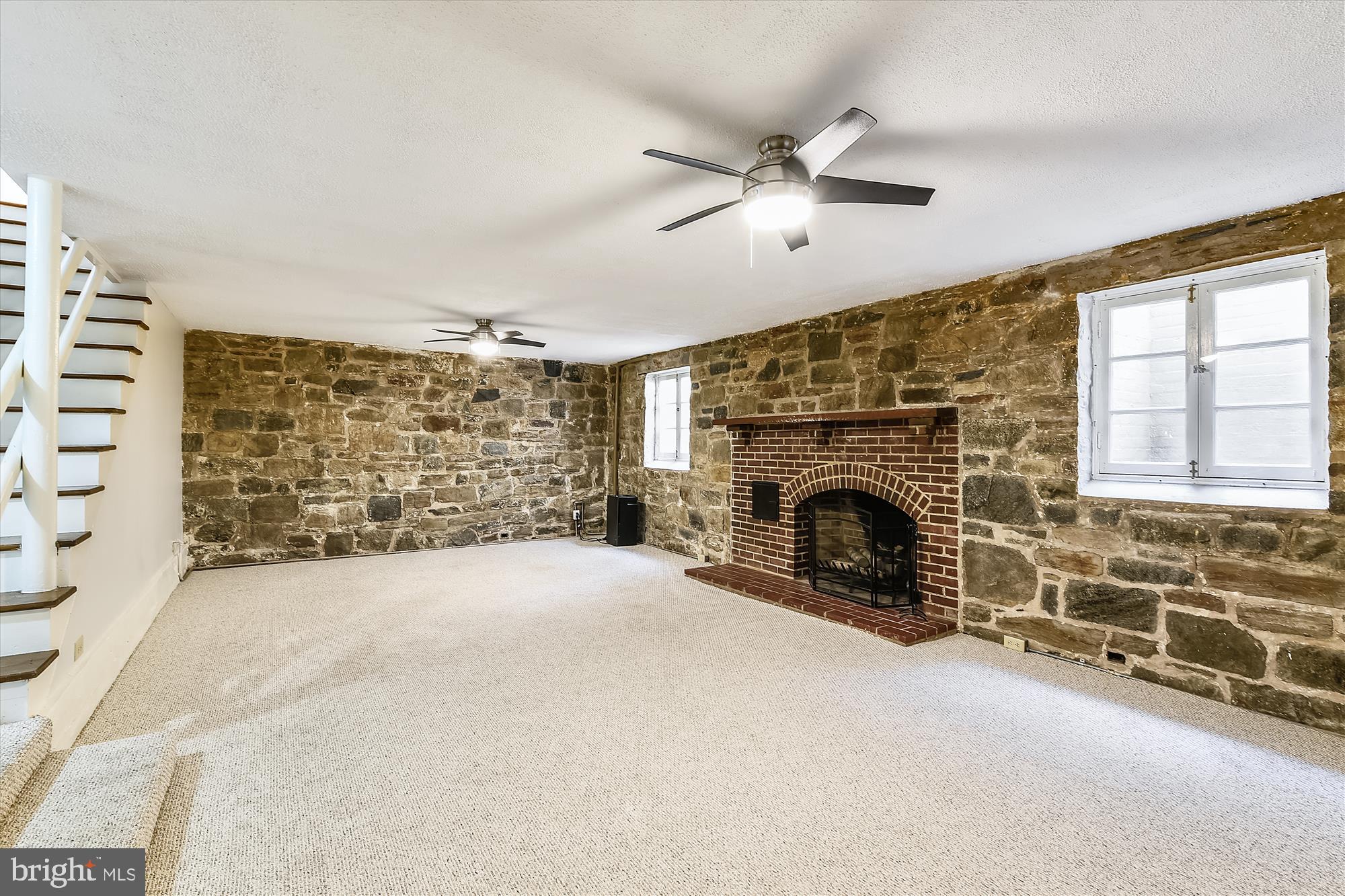 GREATER HOMELAND HISTORIC DISTRICT - Residential Lease