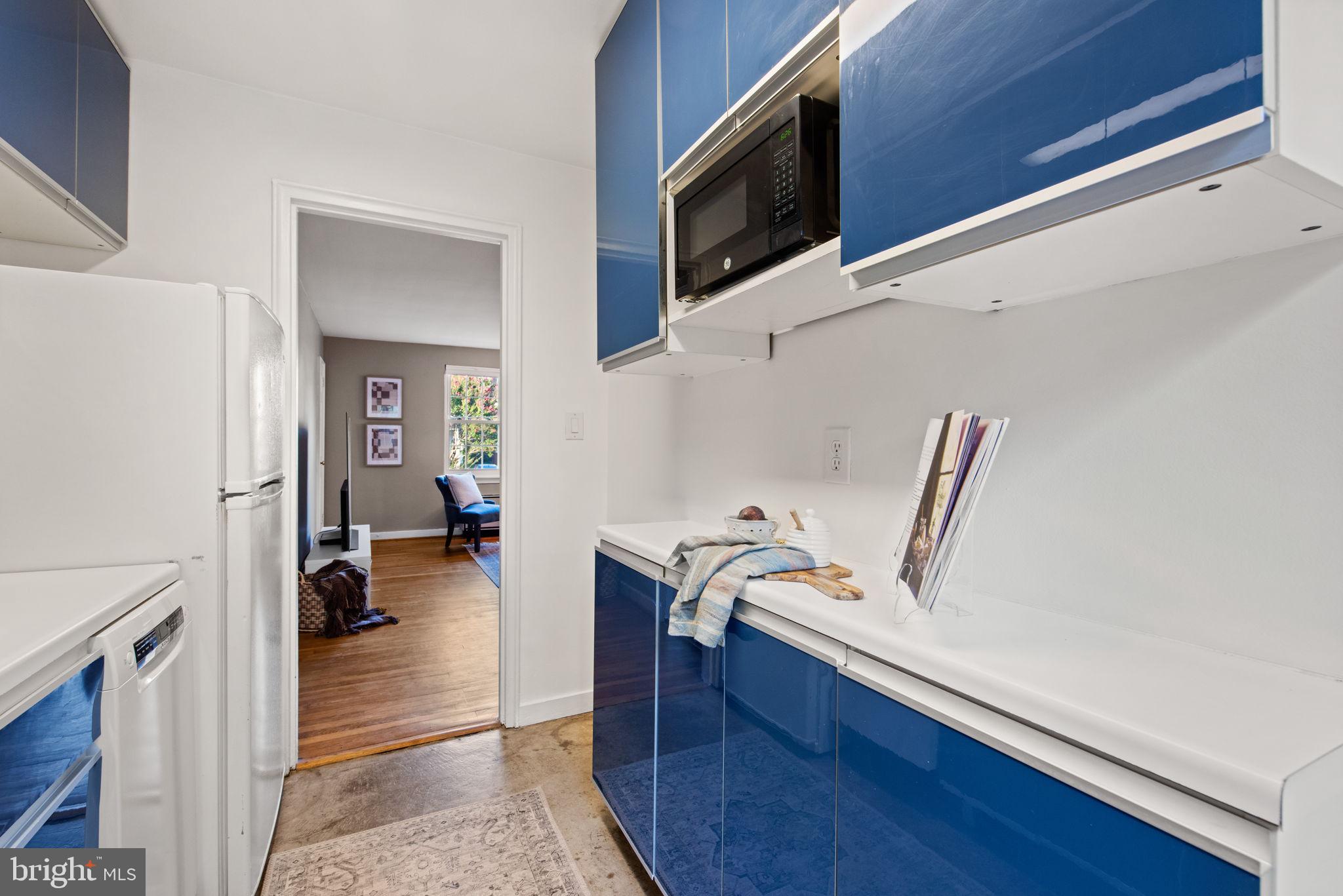 AUBURN VILLAGE - Residential