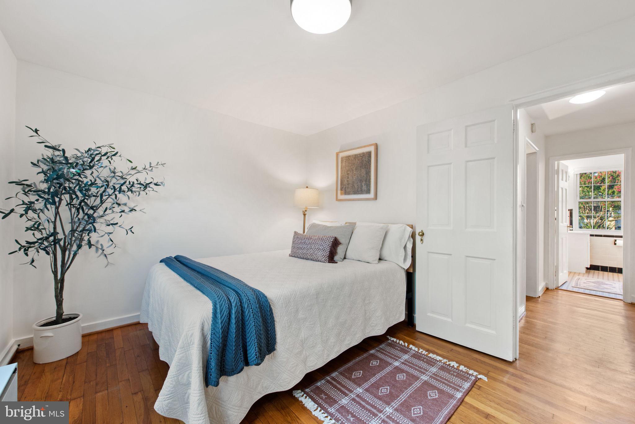 AUBURN VILLAGE - Residential