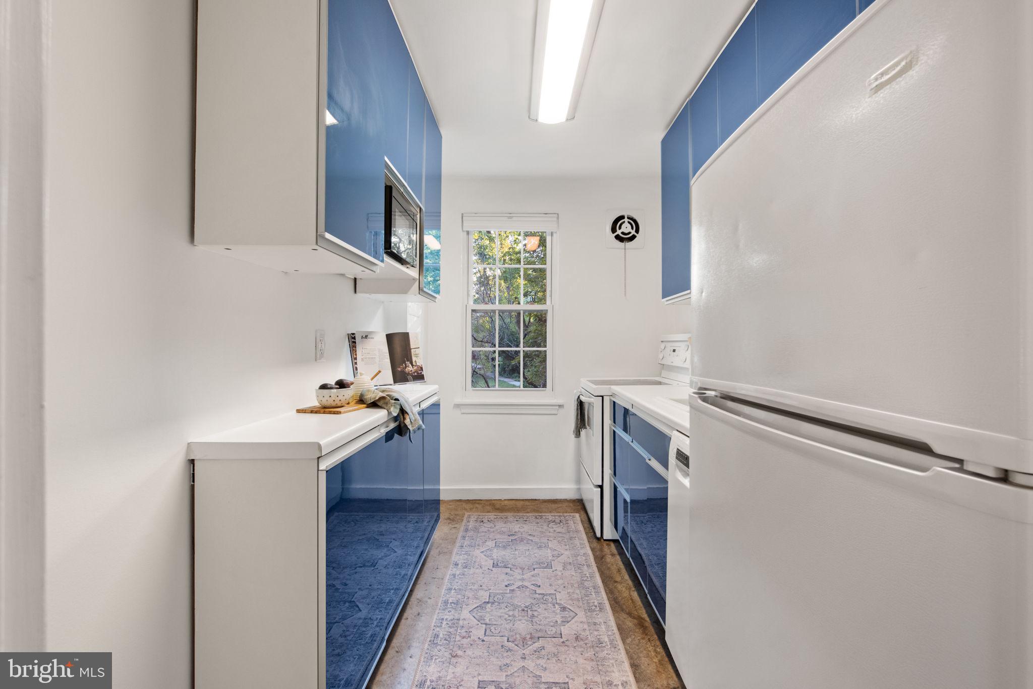 AUBURN VILLAGE - Residential