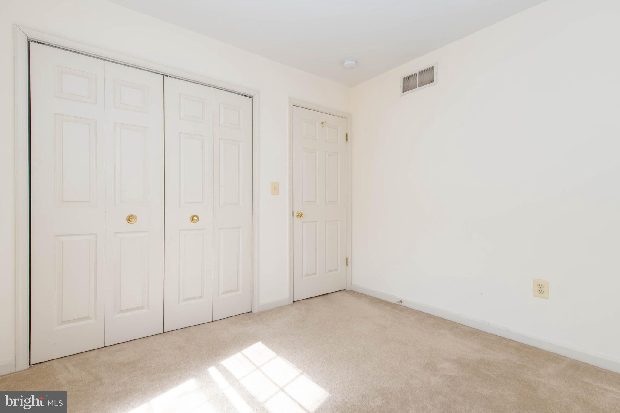 SILVER SANDS - Residential