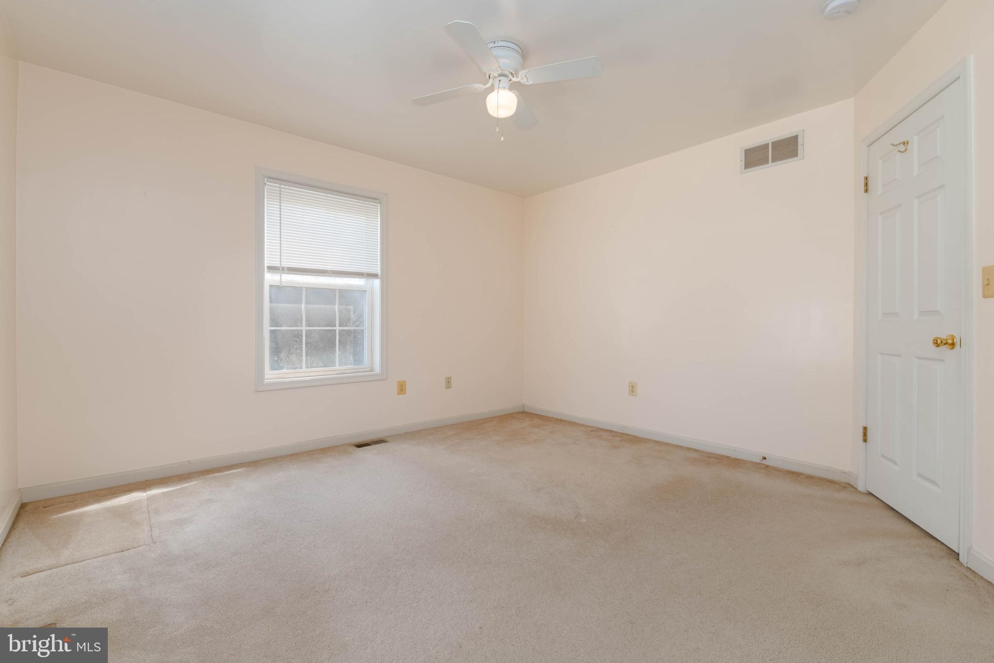 SILVER SANDS - Residential