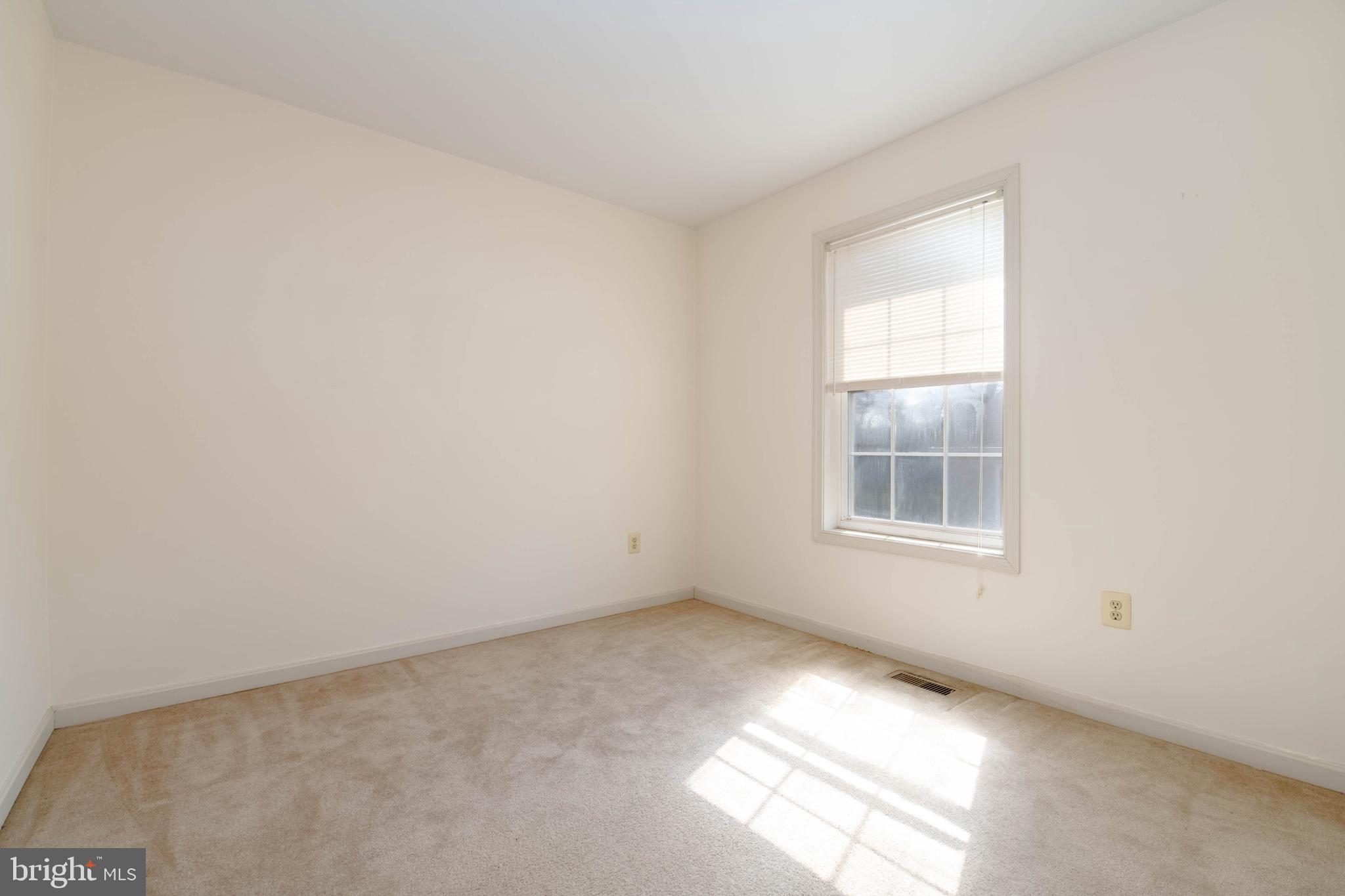 SILVER SANDS - Residential