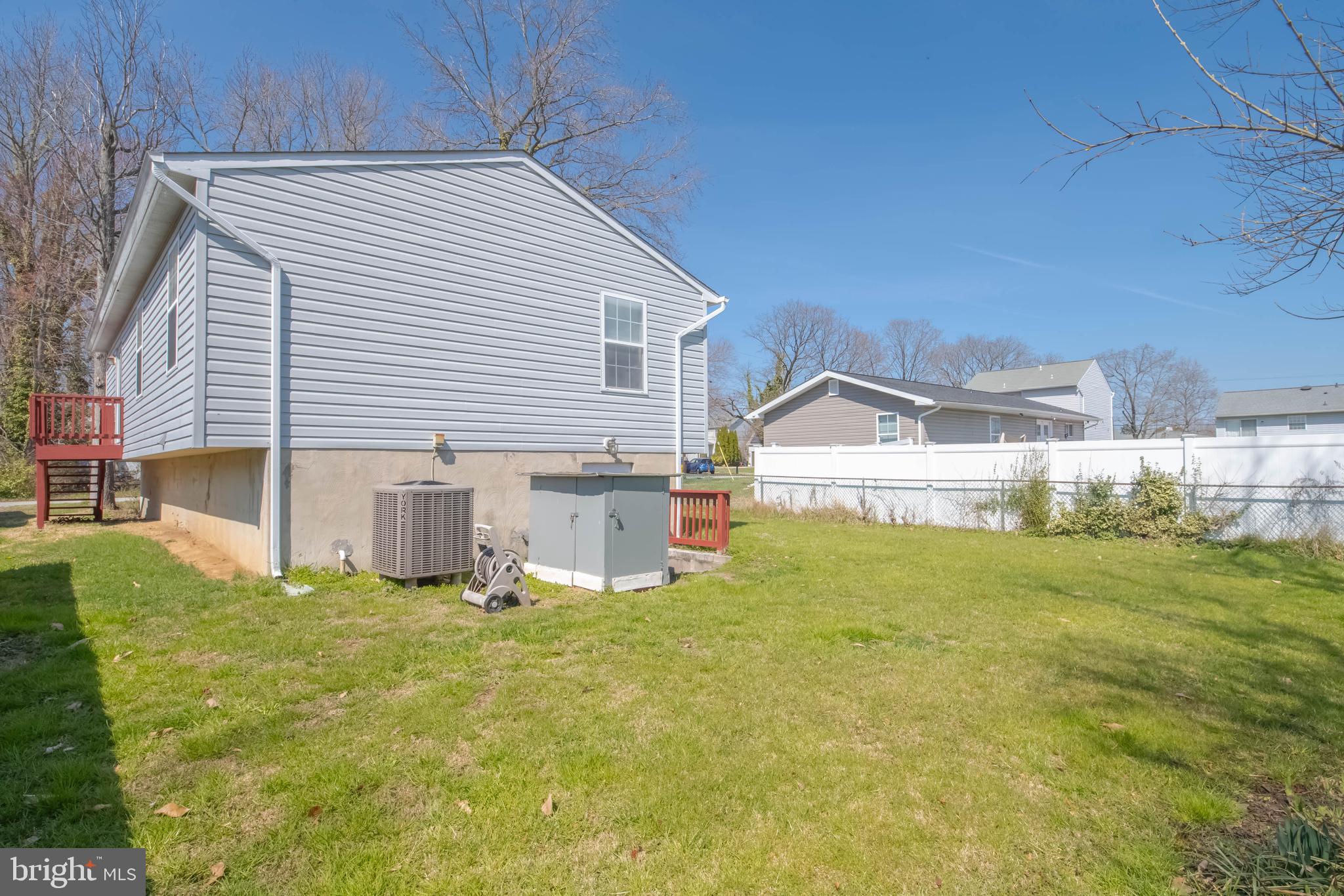 SILVER SANDS - Residential