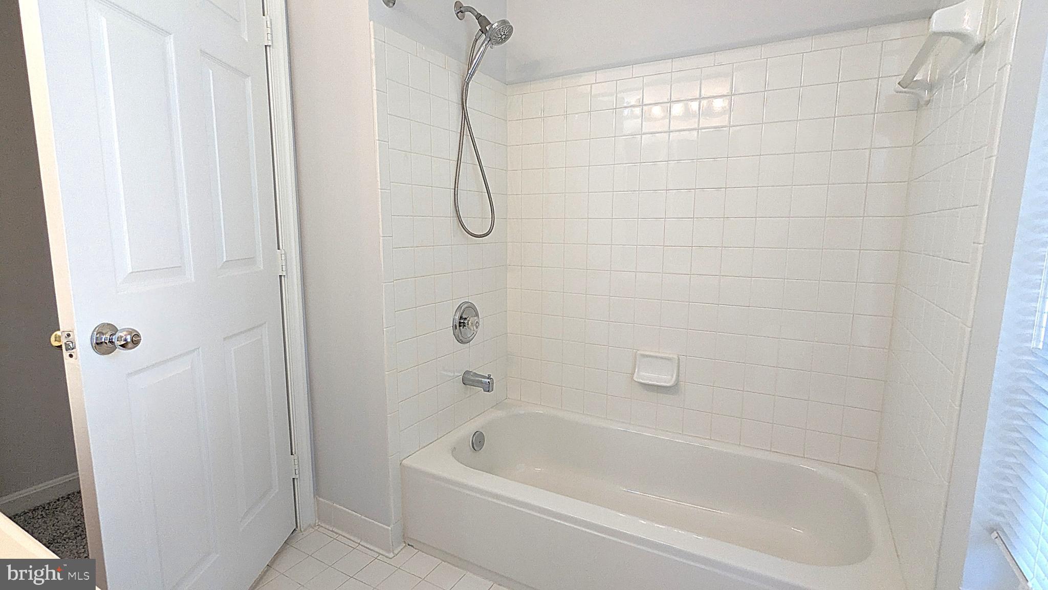 SUTTON RIDGE - Residential