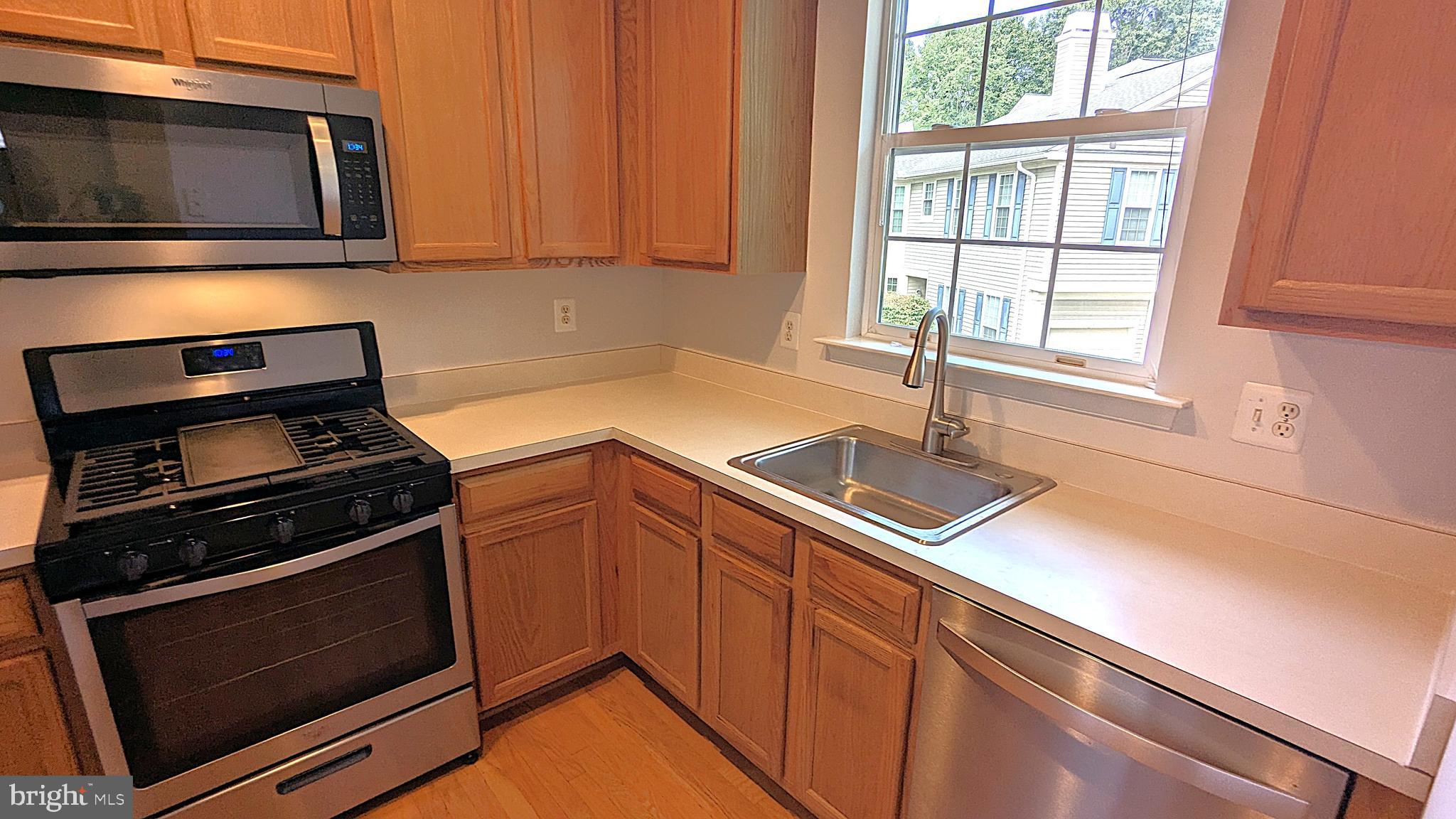 SUTTON RIDGE - Residential