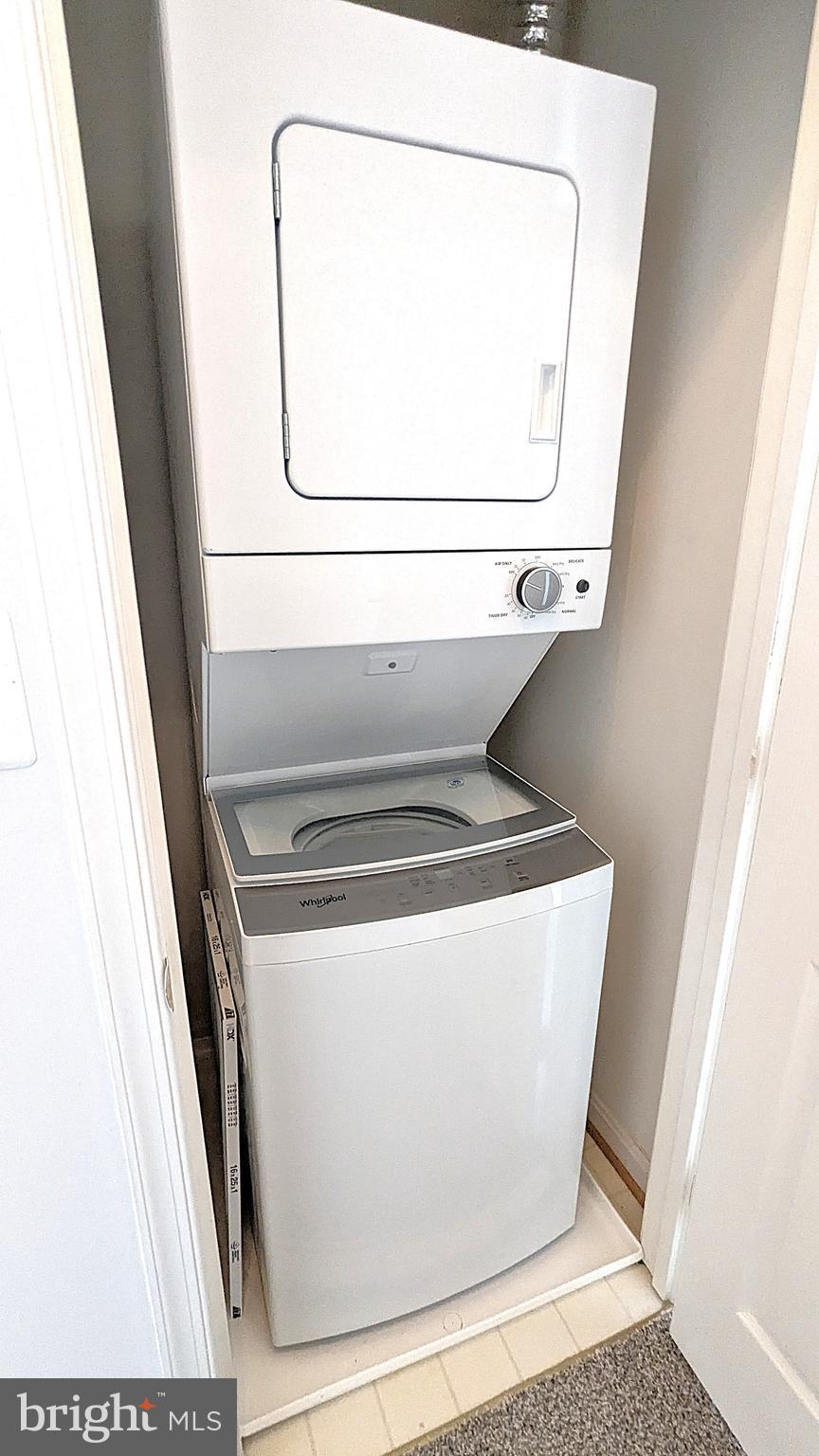 SUTTON RIDGE - Residential