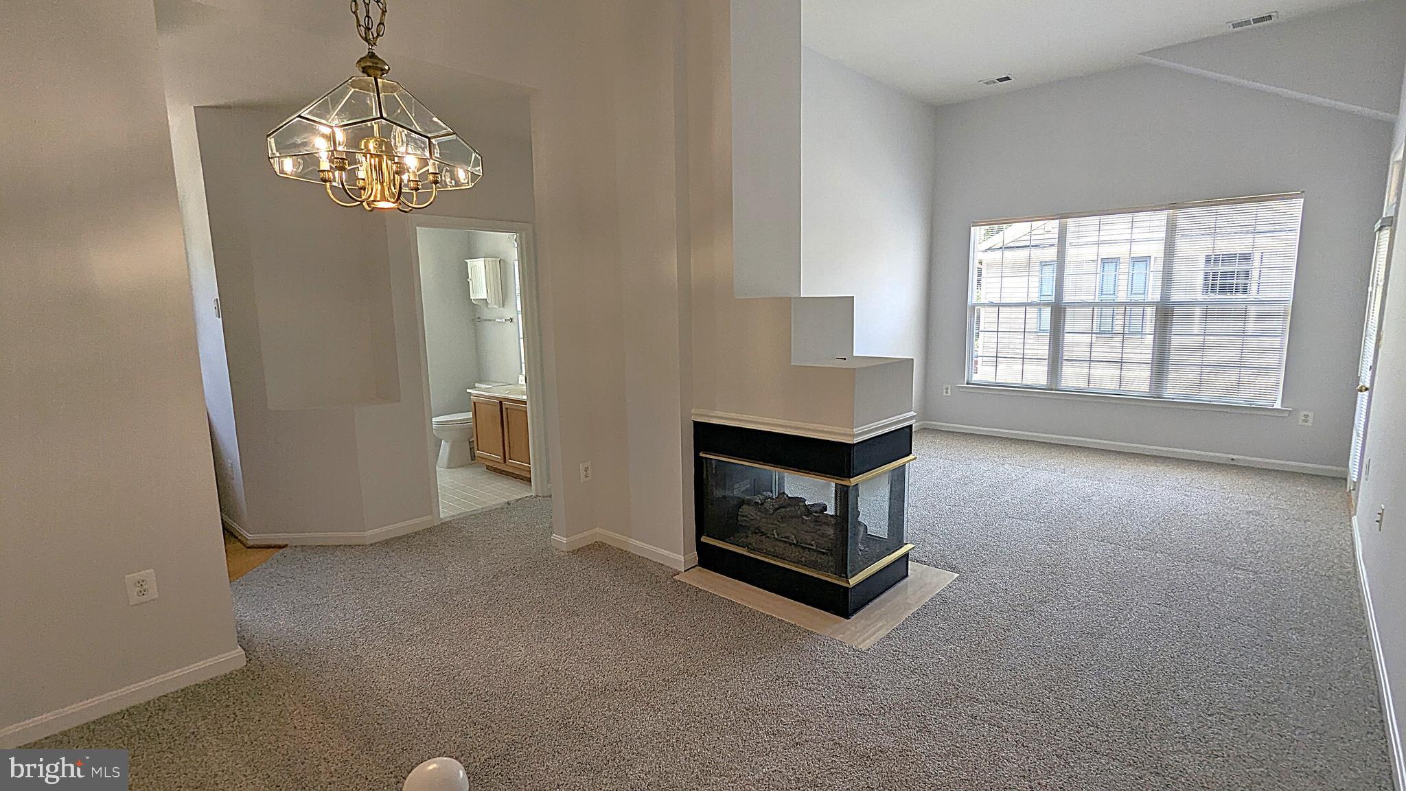 SUTTON RIDGE - Residential