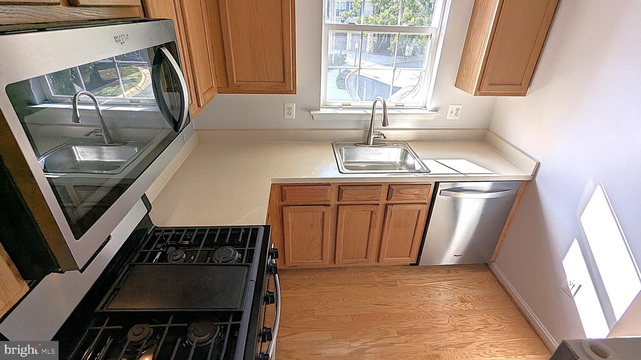 SUTTON RIDGE - Residential