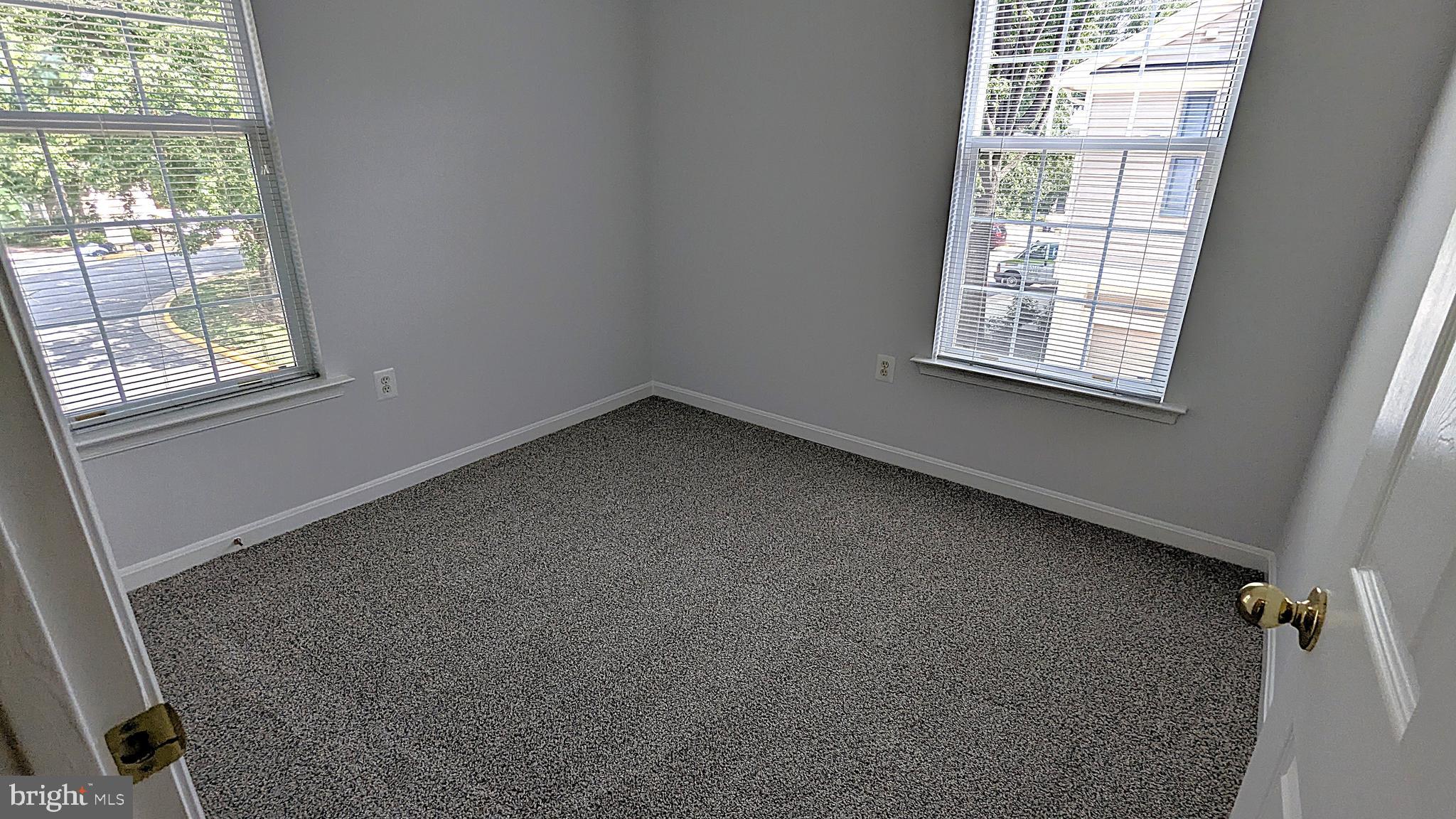 SUTTON RIDGE - Residential