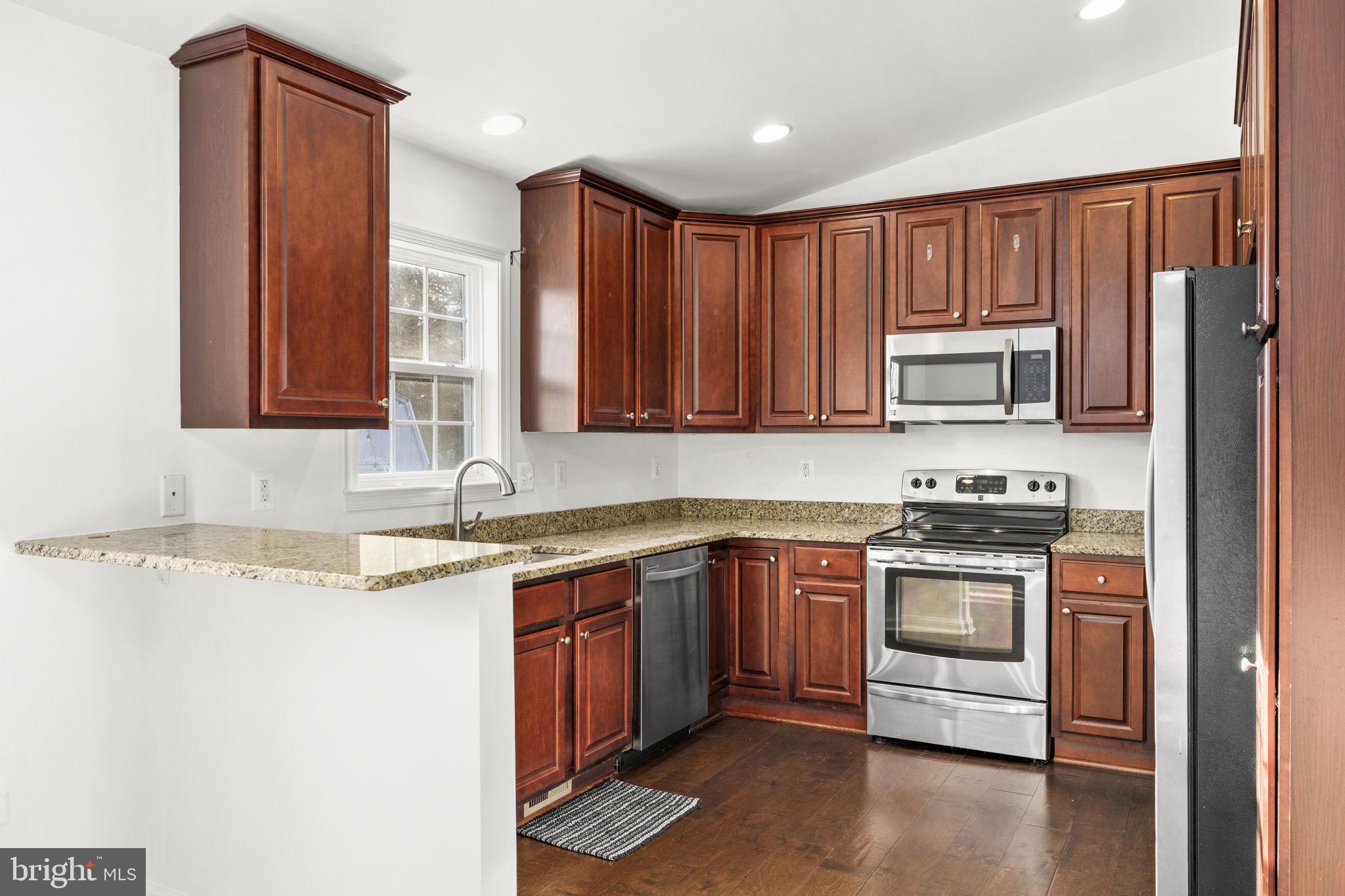 NORMANDY VILLAGE - Residential