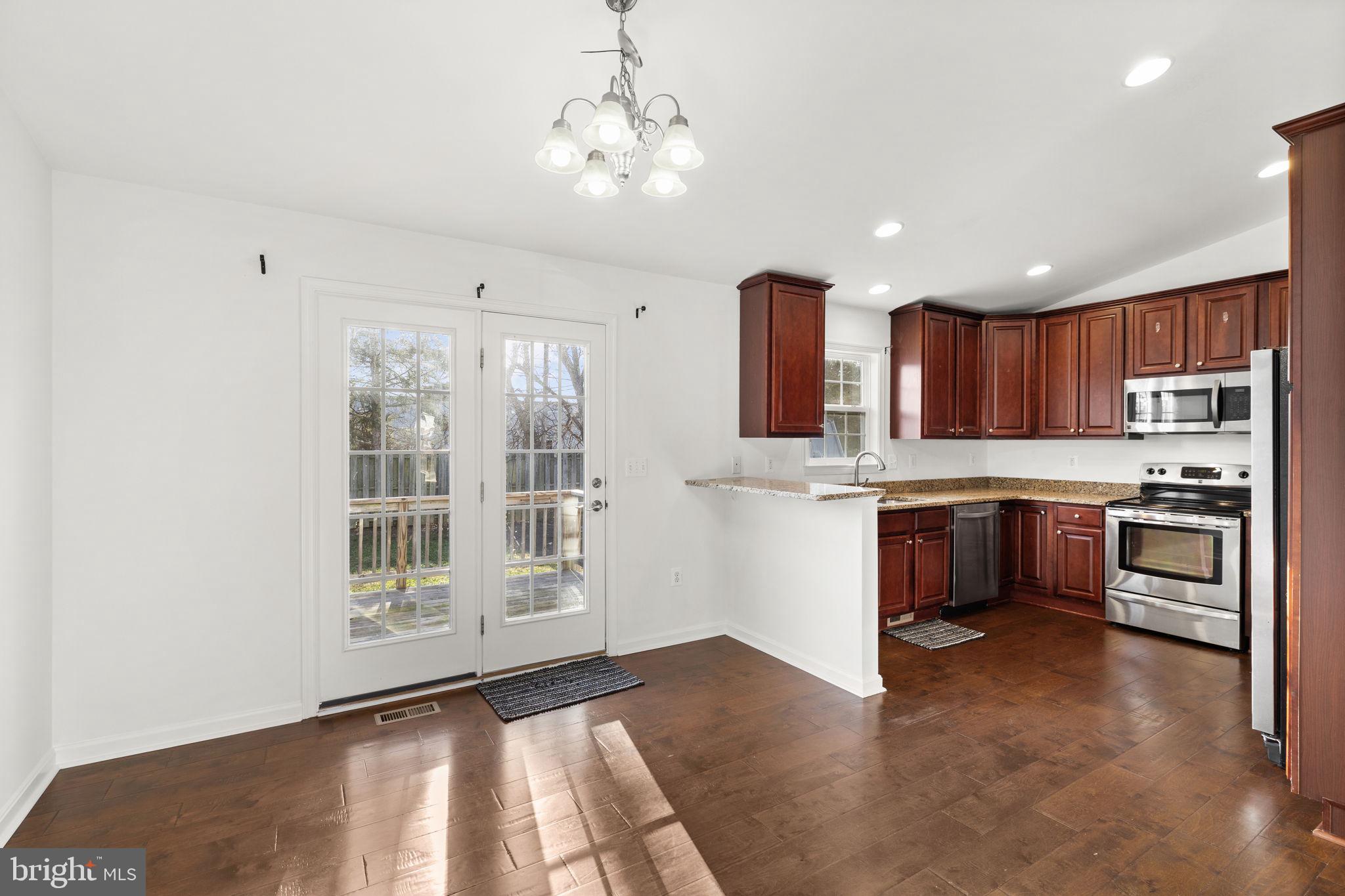 NORMANDY VILLAGE - Residential