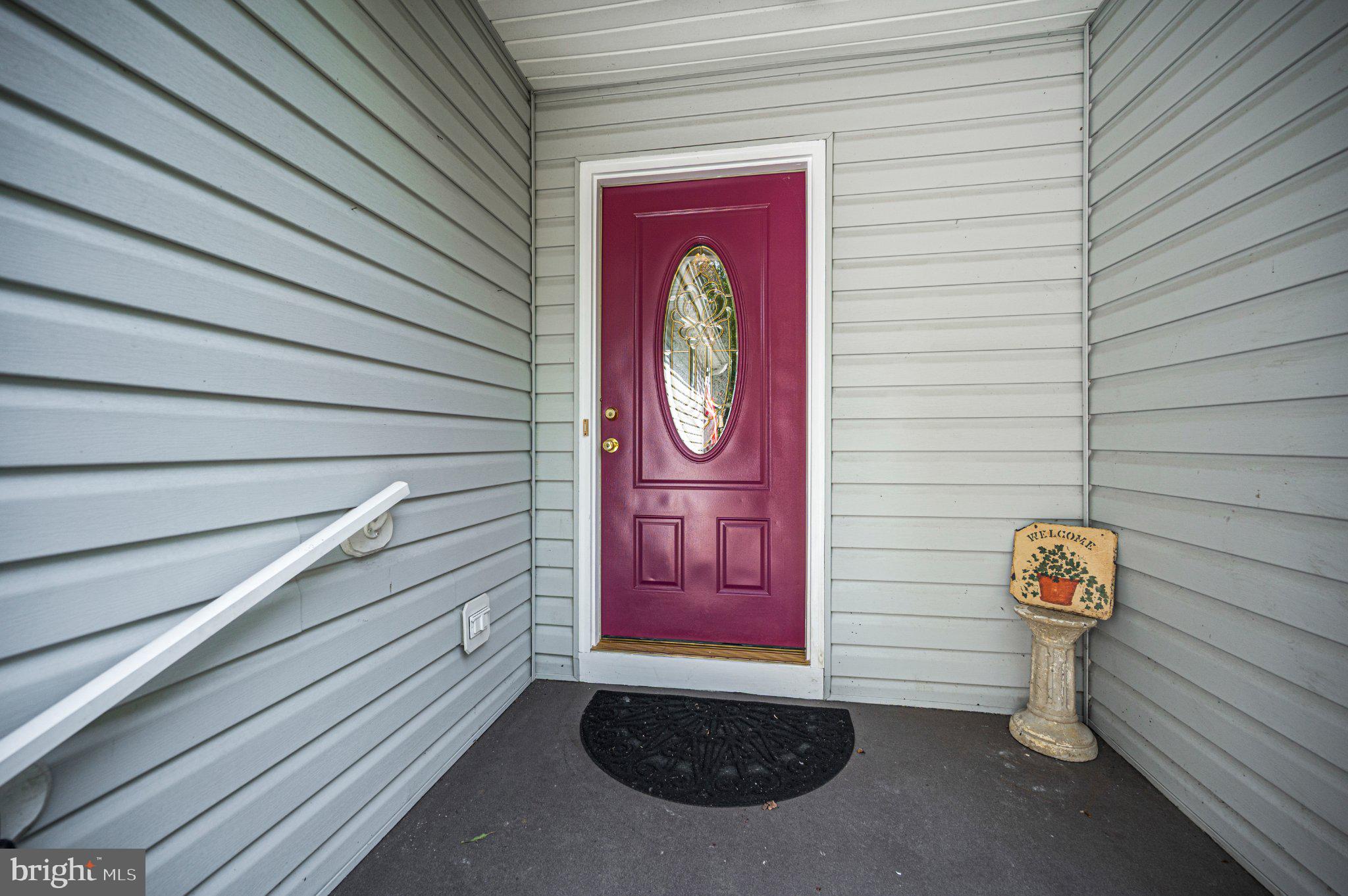 220 CREEKSIDE DRIVE