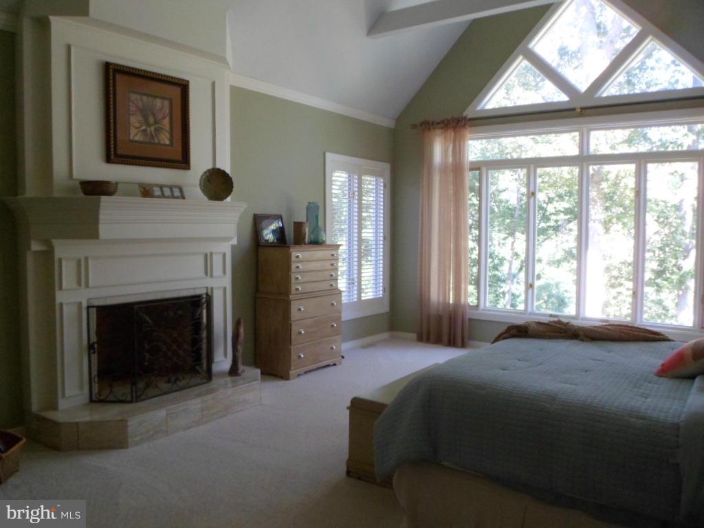 TOWN CREEK - Residential Lease