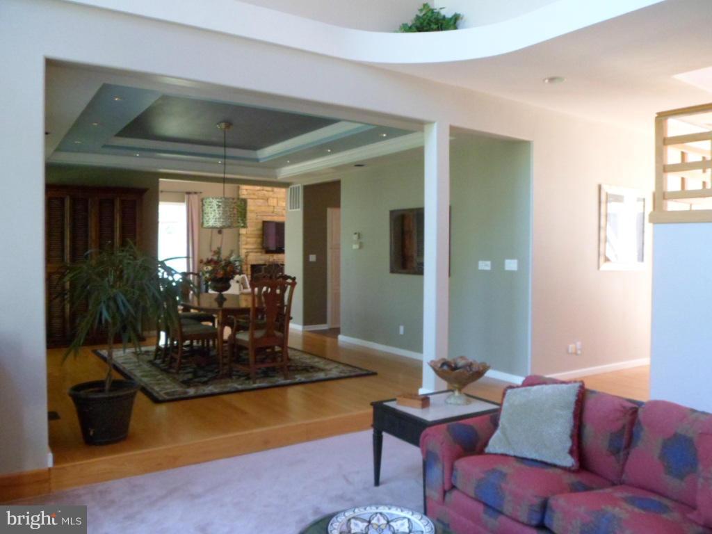 TOWN CREEK - Residential Lease