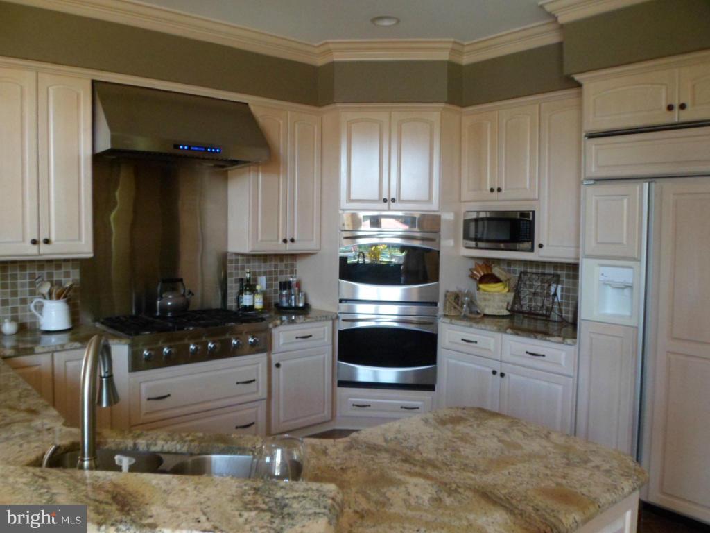 TOWN CREEK - Residential Lease