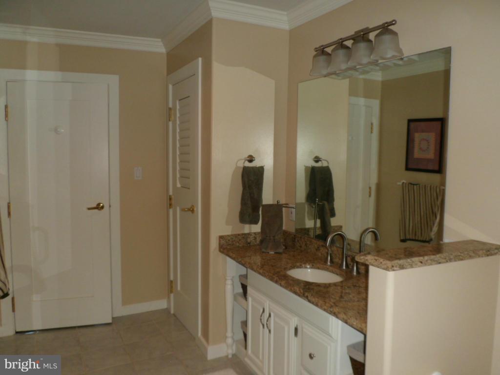 TOWN CREEK - Residential Lease