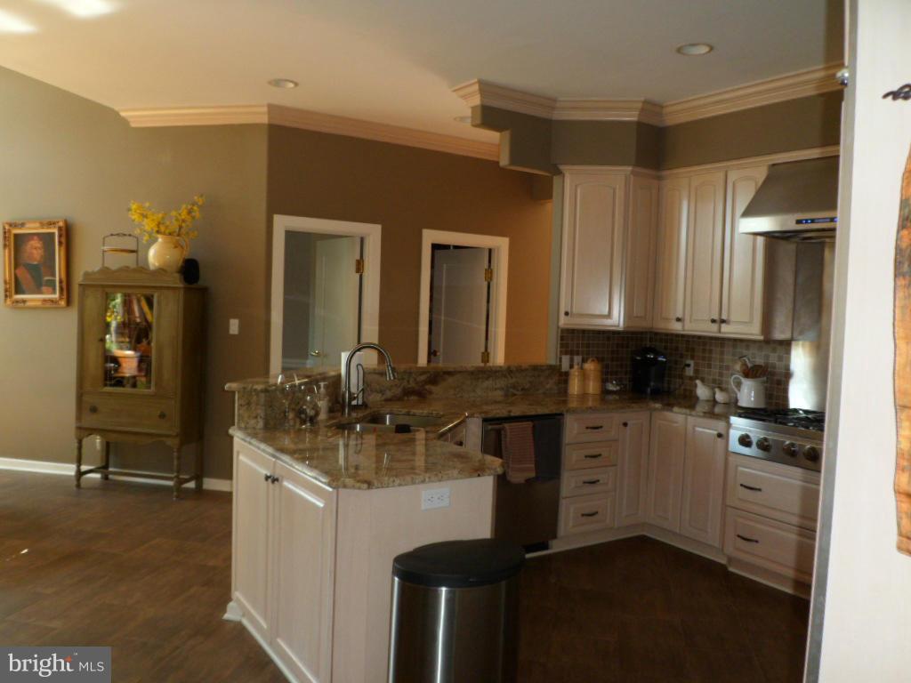 TOWN CREEK - Residential Lease