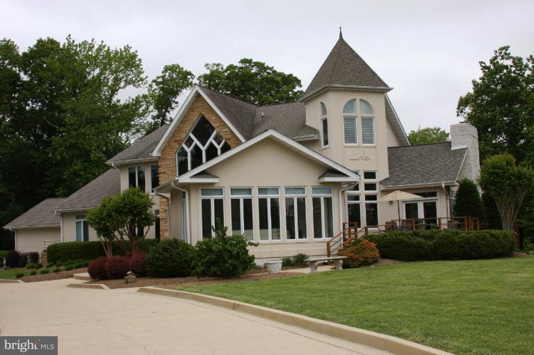 TOWN CREEK - Residential Lease