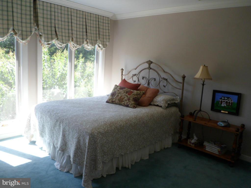 TOWN CREEK - Residential Lease