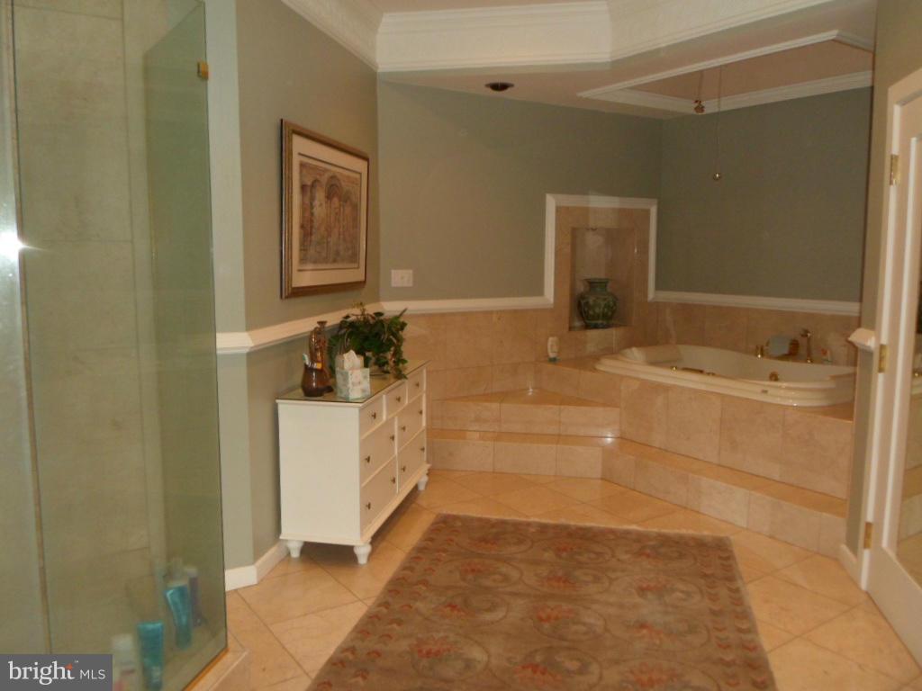 TOWN CREEK - Residential Lease