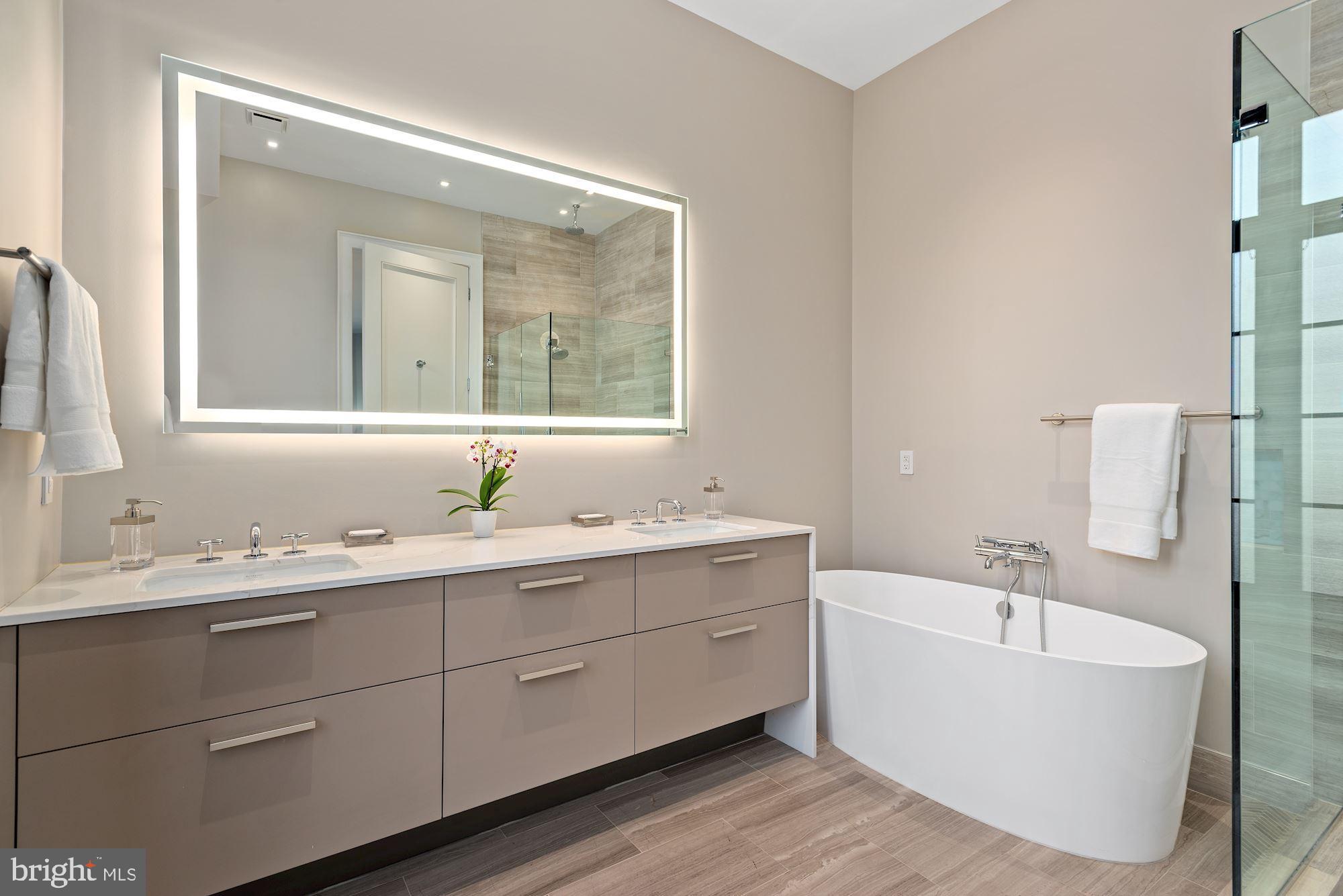 LOGAN - Residential