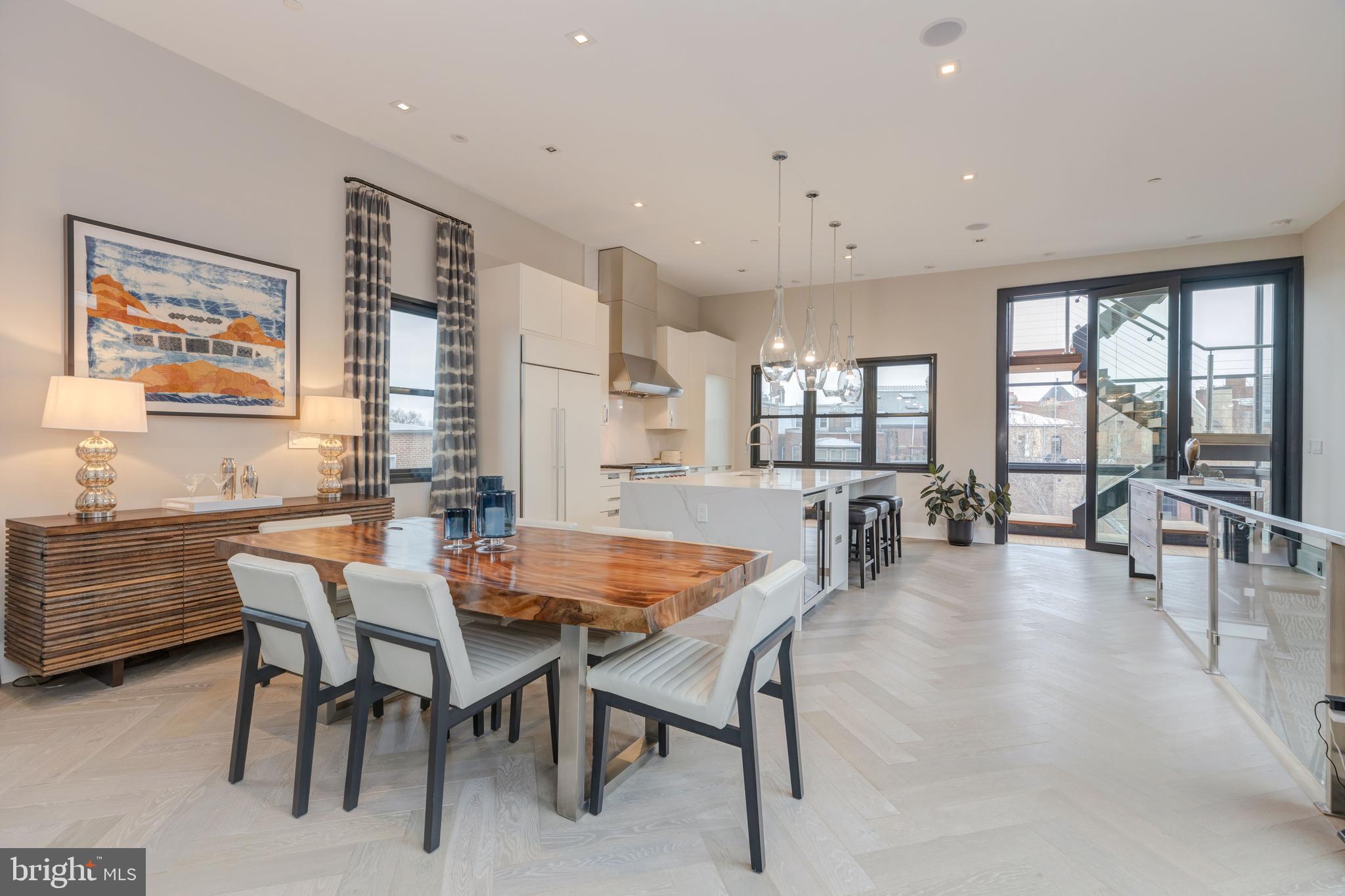 LOGAN - Residential