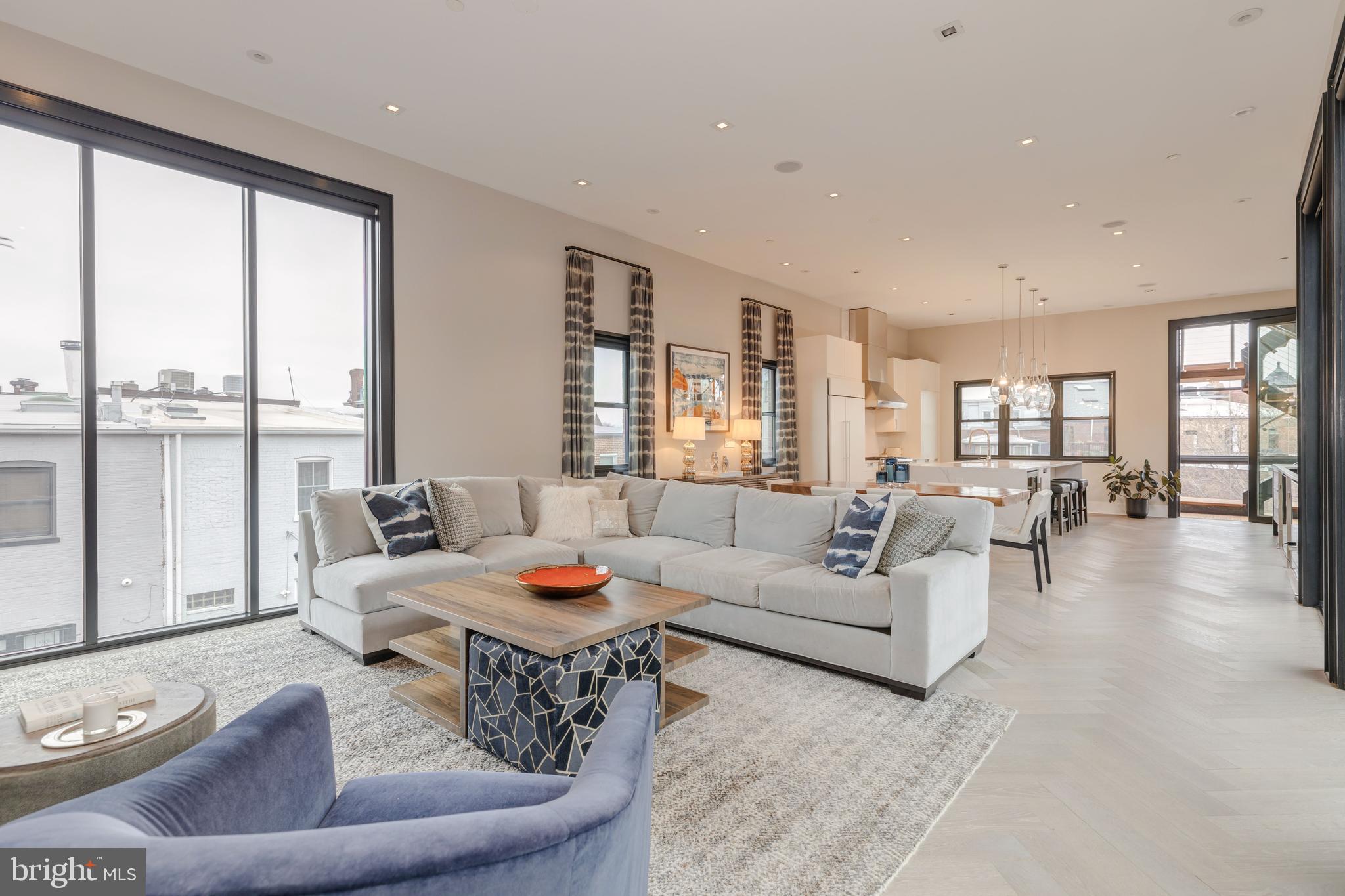 LOGAN - Residential