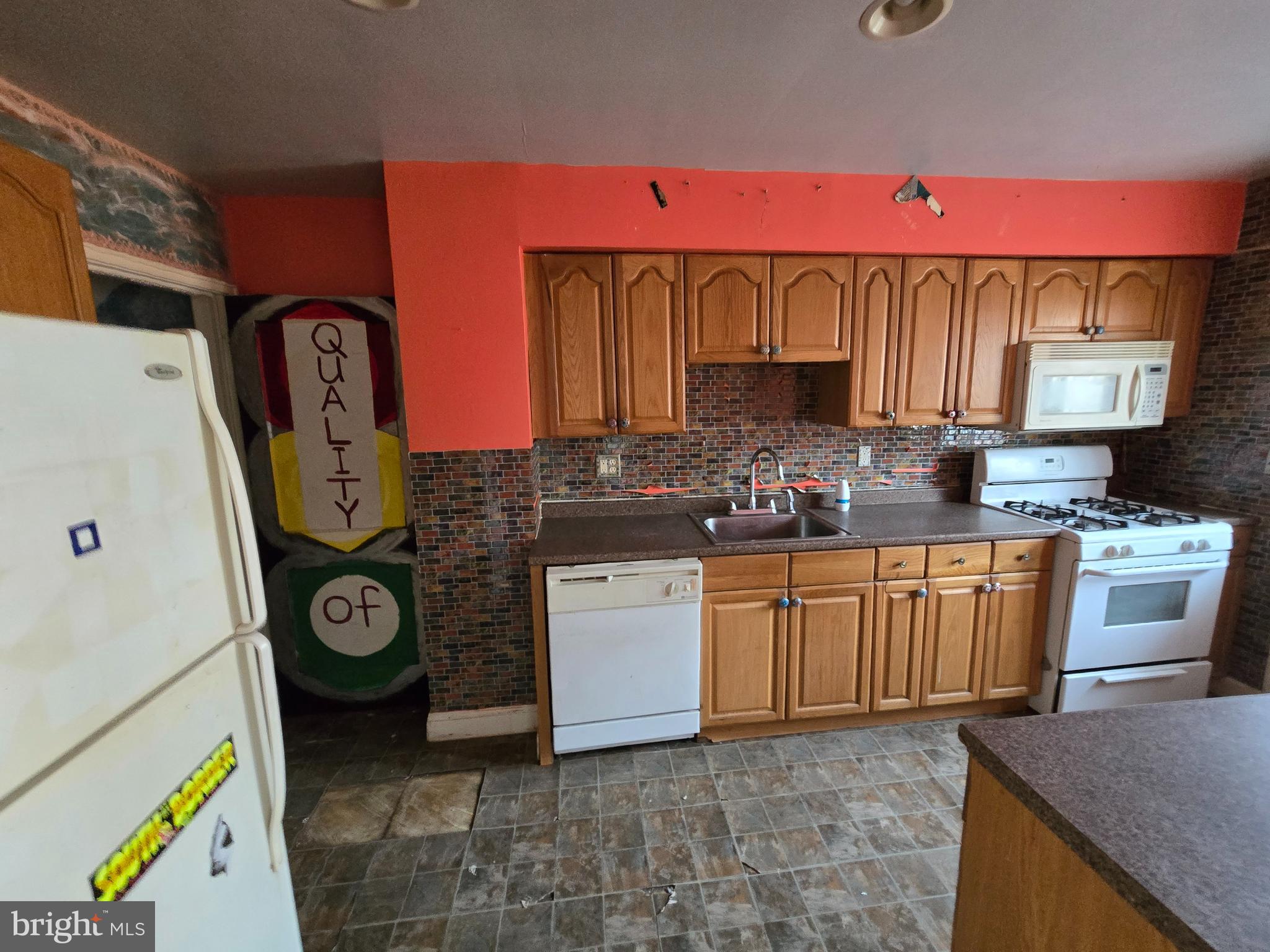 WOODBOURNE HEIGHTS - Residential