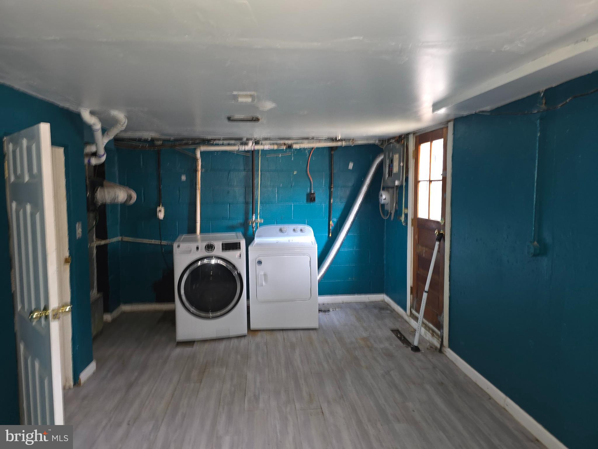 WOODBOURNE HEIGHTS - Residential