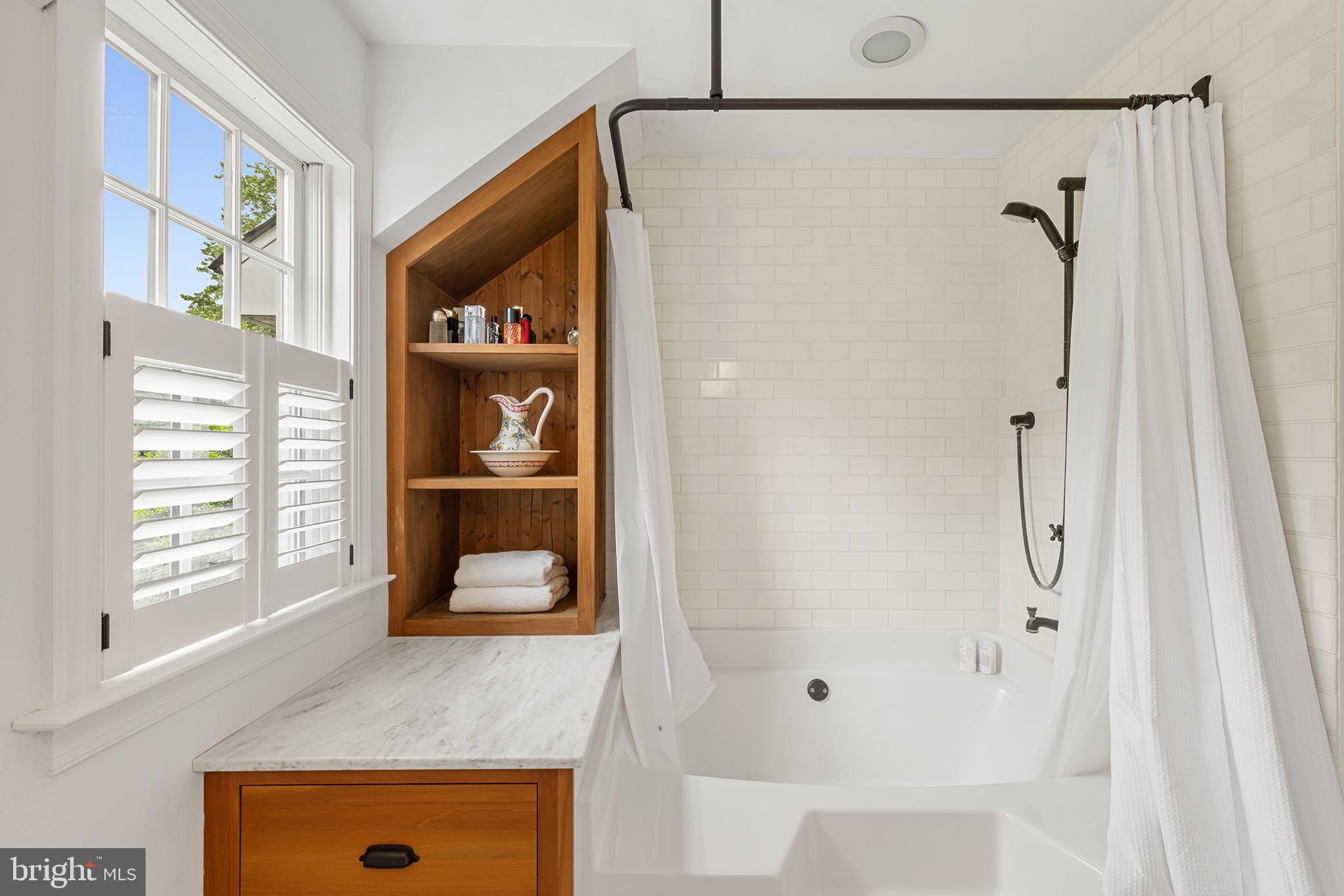 BOWMANS TOWER FARM - Residential