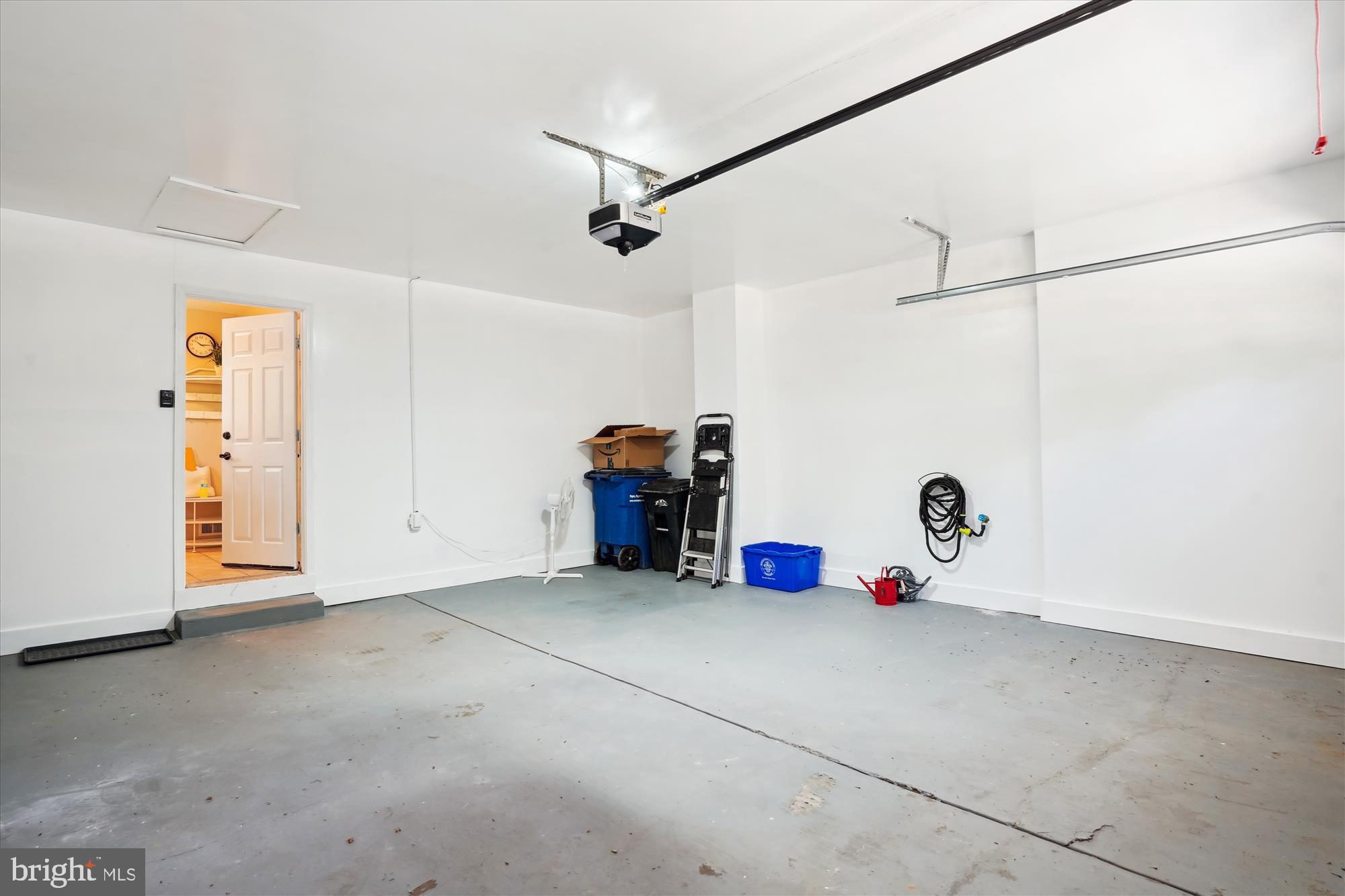 POTOMAC COMMONS - Residential