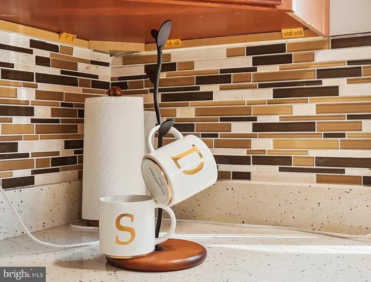 POTOMAC COMMONS - Residential