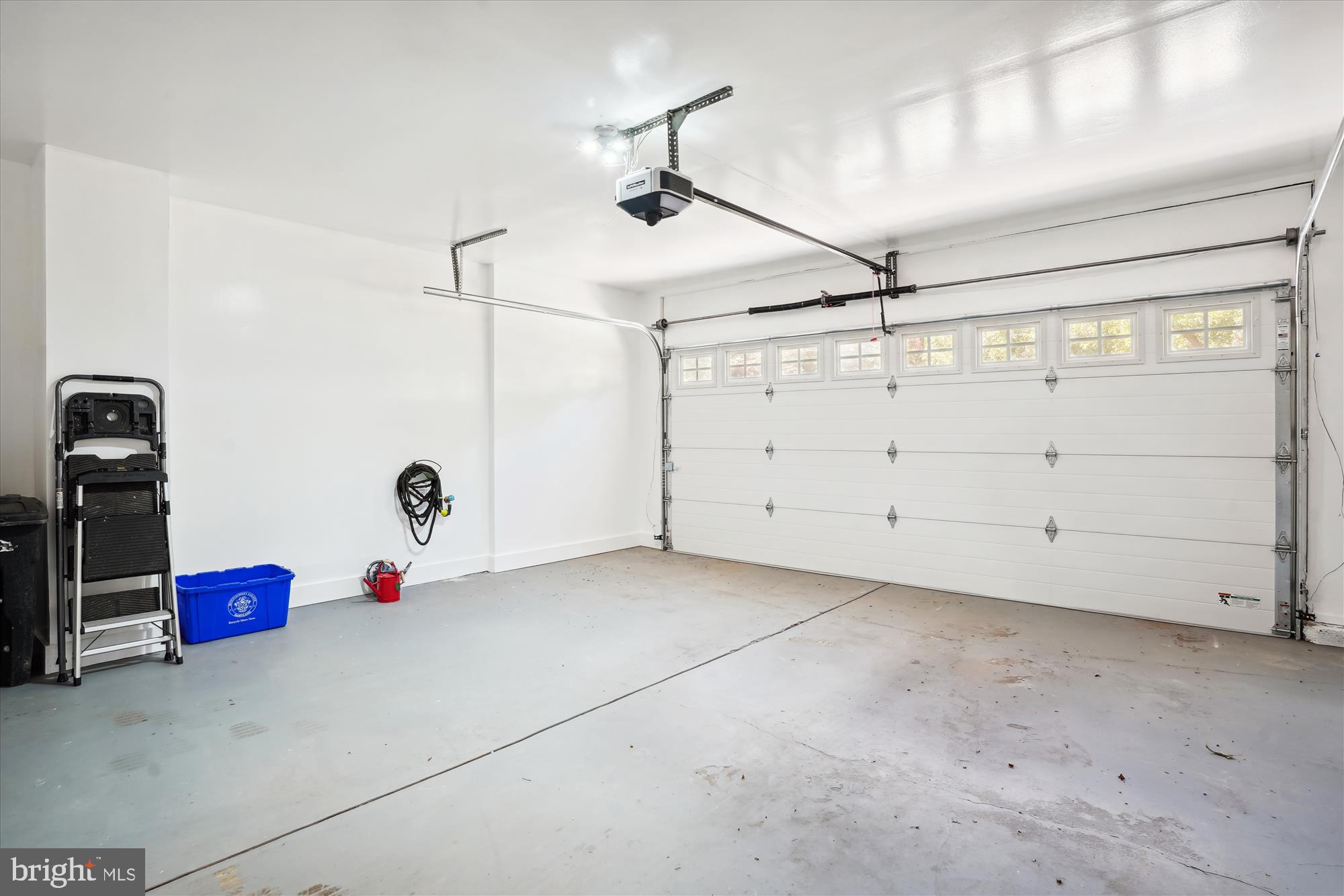 POTOMAC COMMONS - Residential